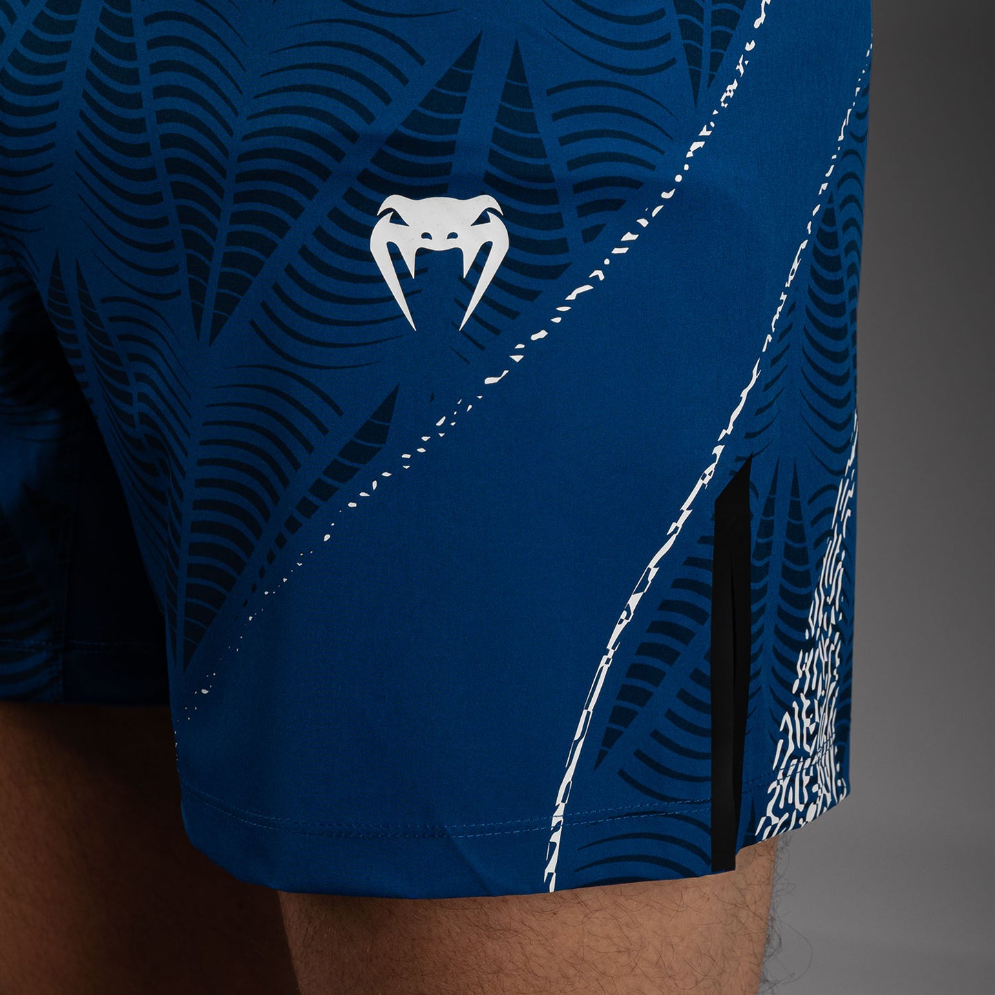 UFC Zenith by Venum Authentic Fight Night Kurze Passform Fight Short Herren Personalisiert - Blau