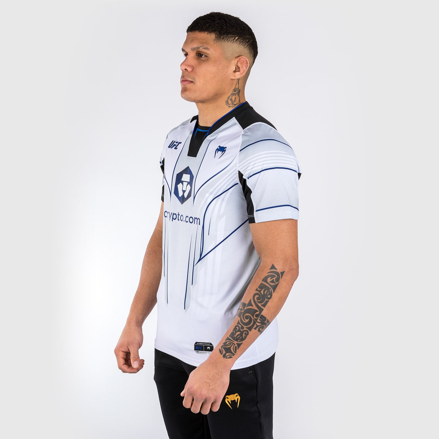 UFC Venum personalisierte authentische Fight Night 2.0 Kit von Venum Herren Walkout Jersey - Midnight Edition - Ice