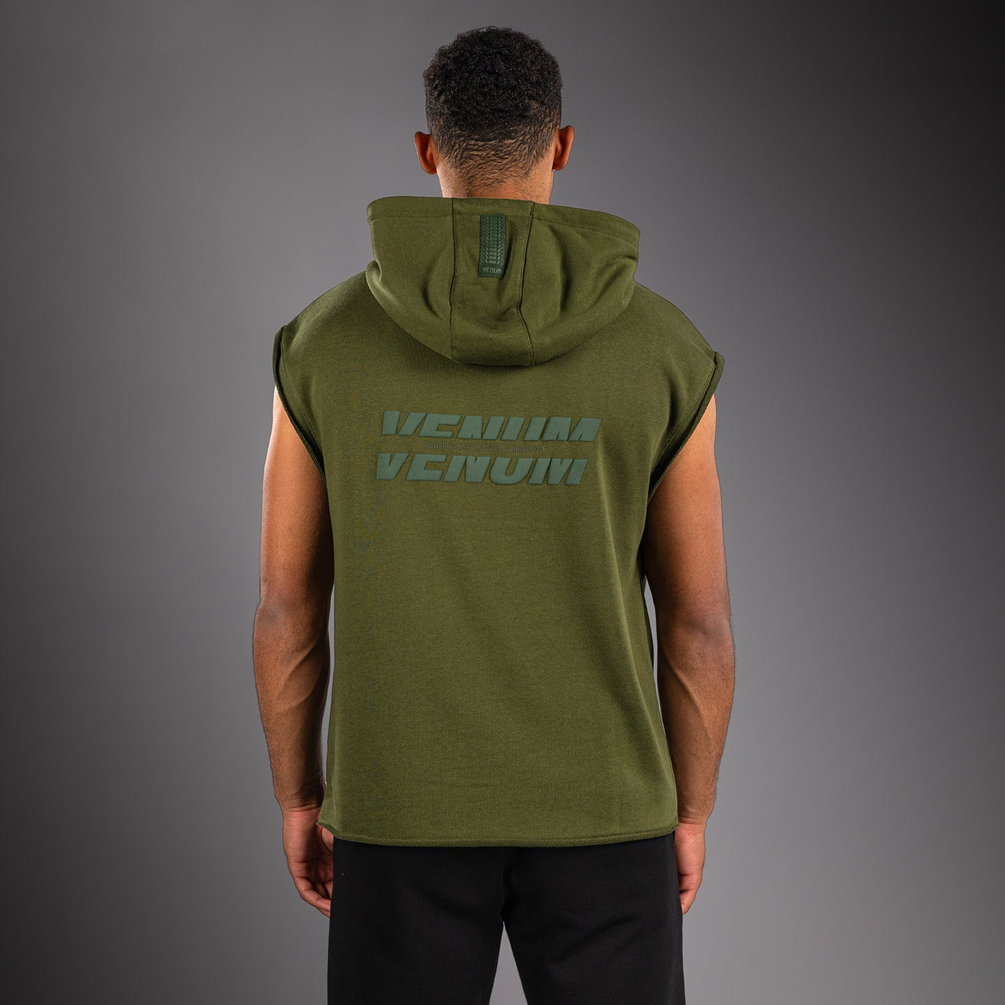 Venum Divide Ärmelloser Kapuzenpullover - Militärgrün