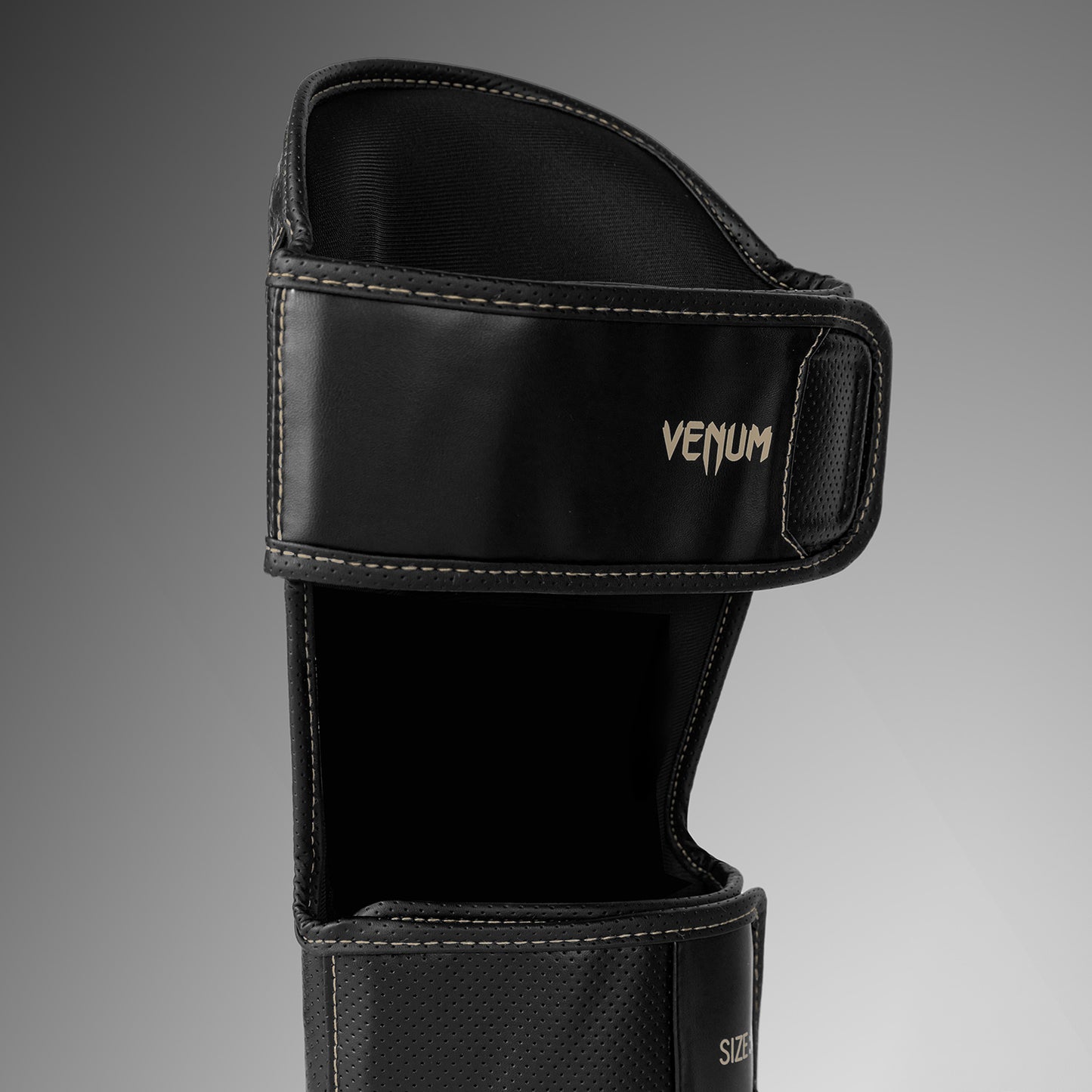 Venum Impact Evo Scales Scienbeinschoner – Schwarz