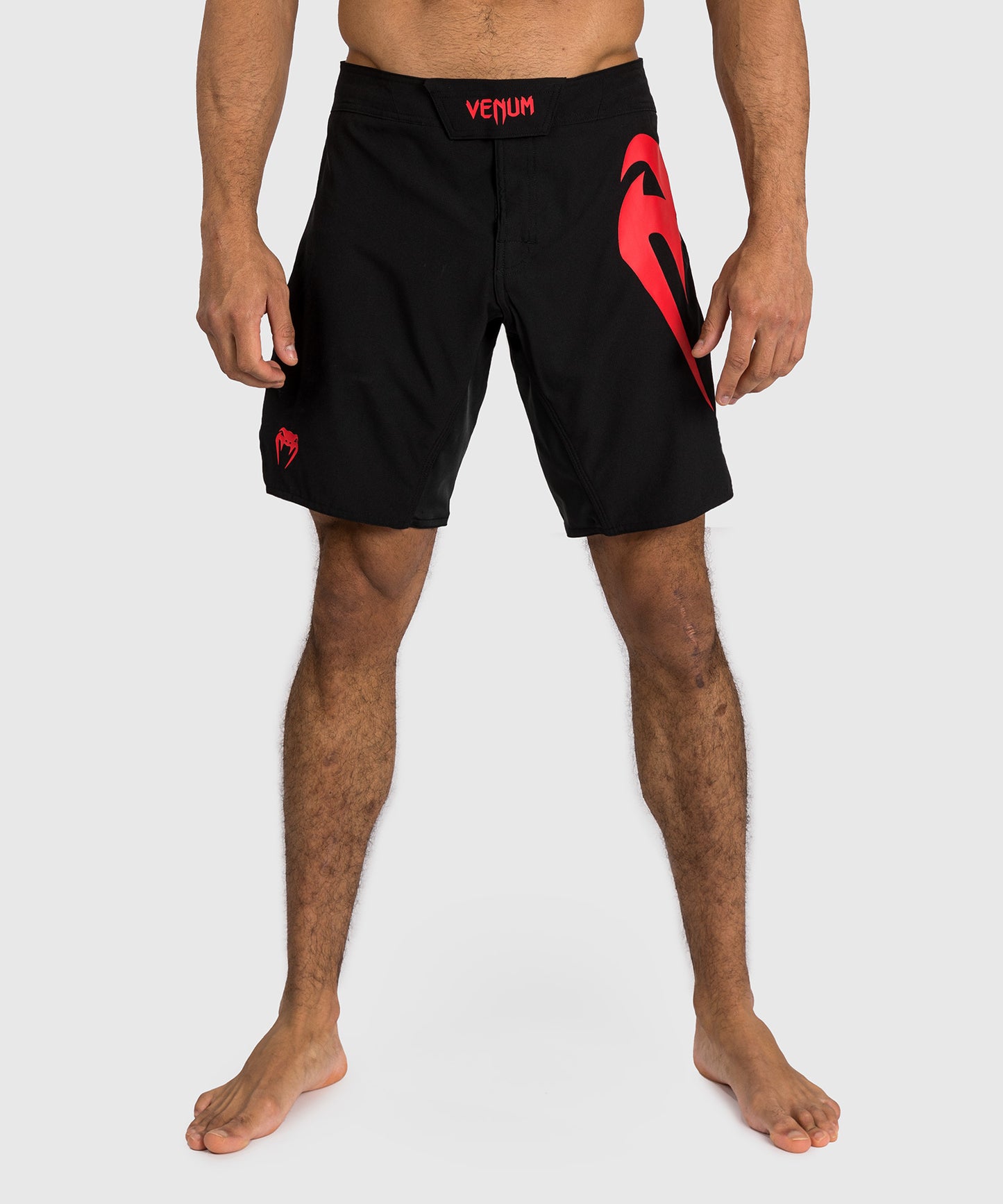 Venum Light 5.0 Fight Shorts - Schwarz/Rot