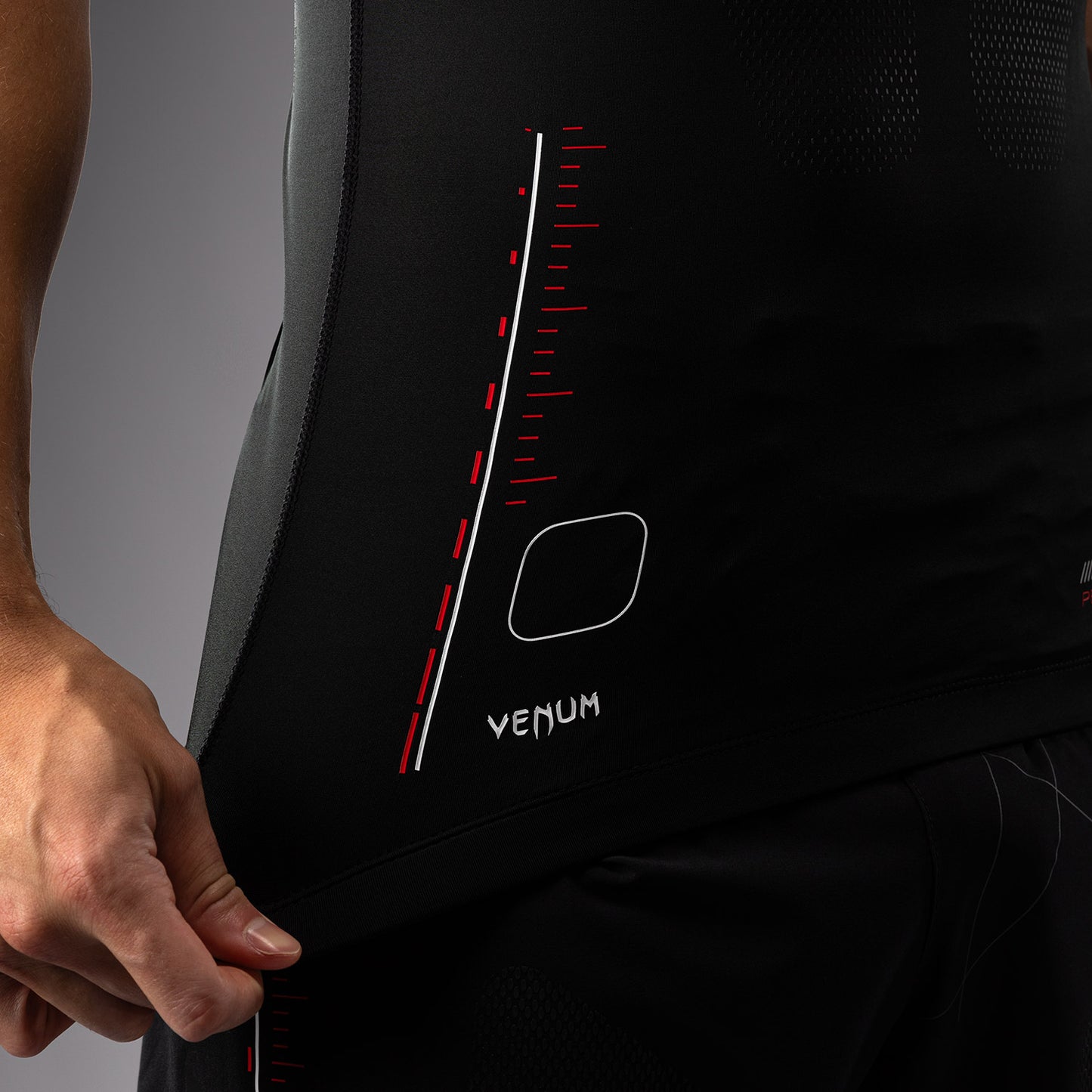 Venum Tactical XT Kurzärmeliger Rashguard für Männer - Schwarz/Feuerrot