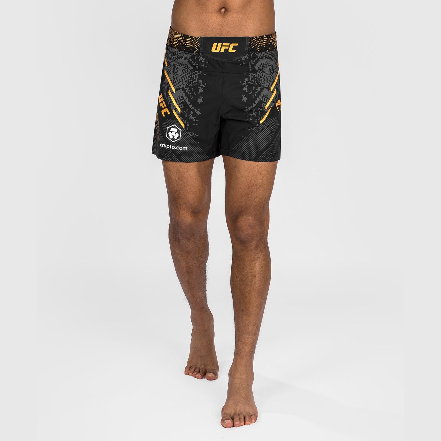 UFC Adrenaline by Venum Personalisierte Authentische Fight Night Herren-Kampfshorts - Kurze Passform - Schwarz/Gold
