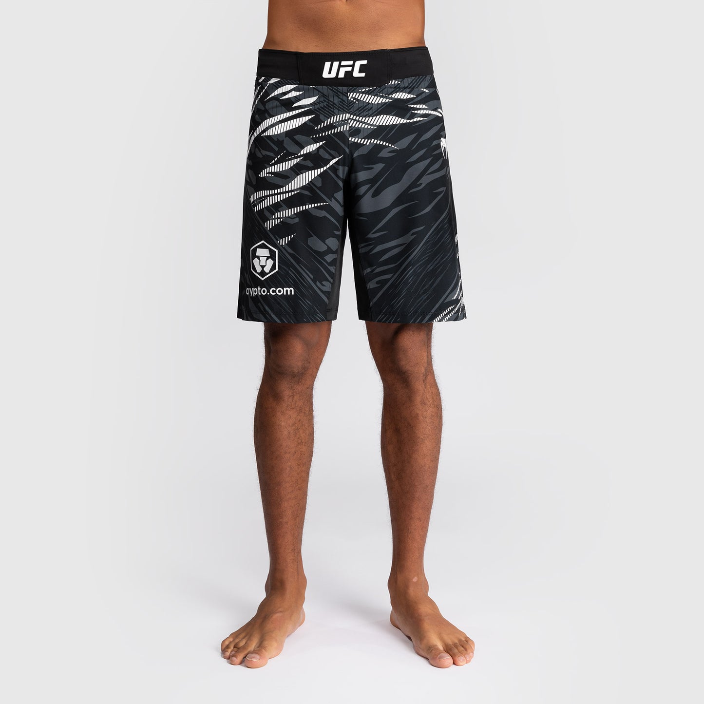 UFC Fusion by Venum Personalized Authentic Fight Night Herren Fight Short - Long Fit - Schwarz