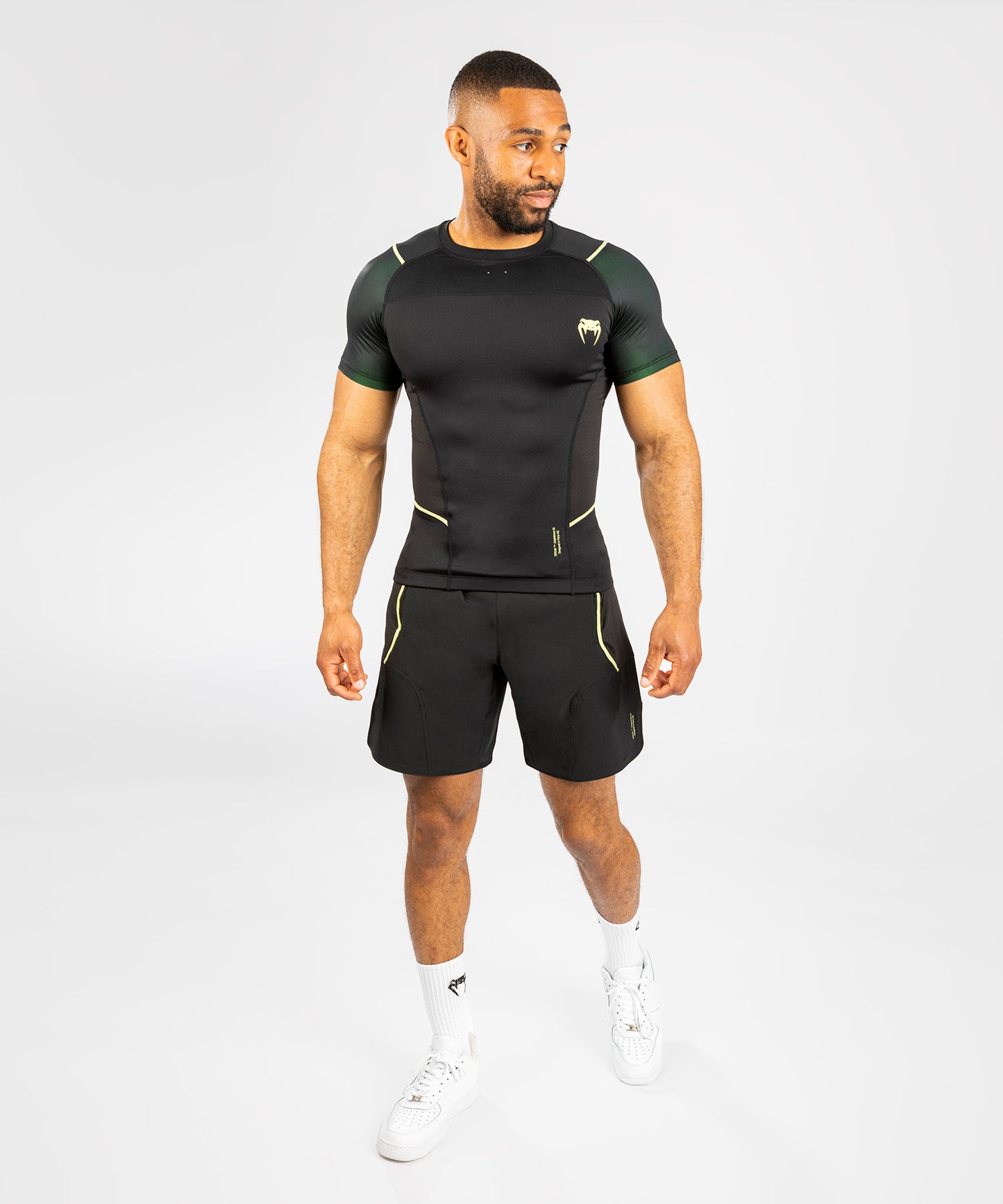 Venum Fusion 2.0  Herren Rashguard - kurze Ärmel - schwarz/gelb
