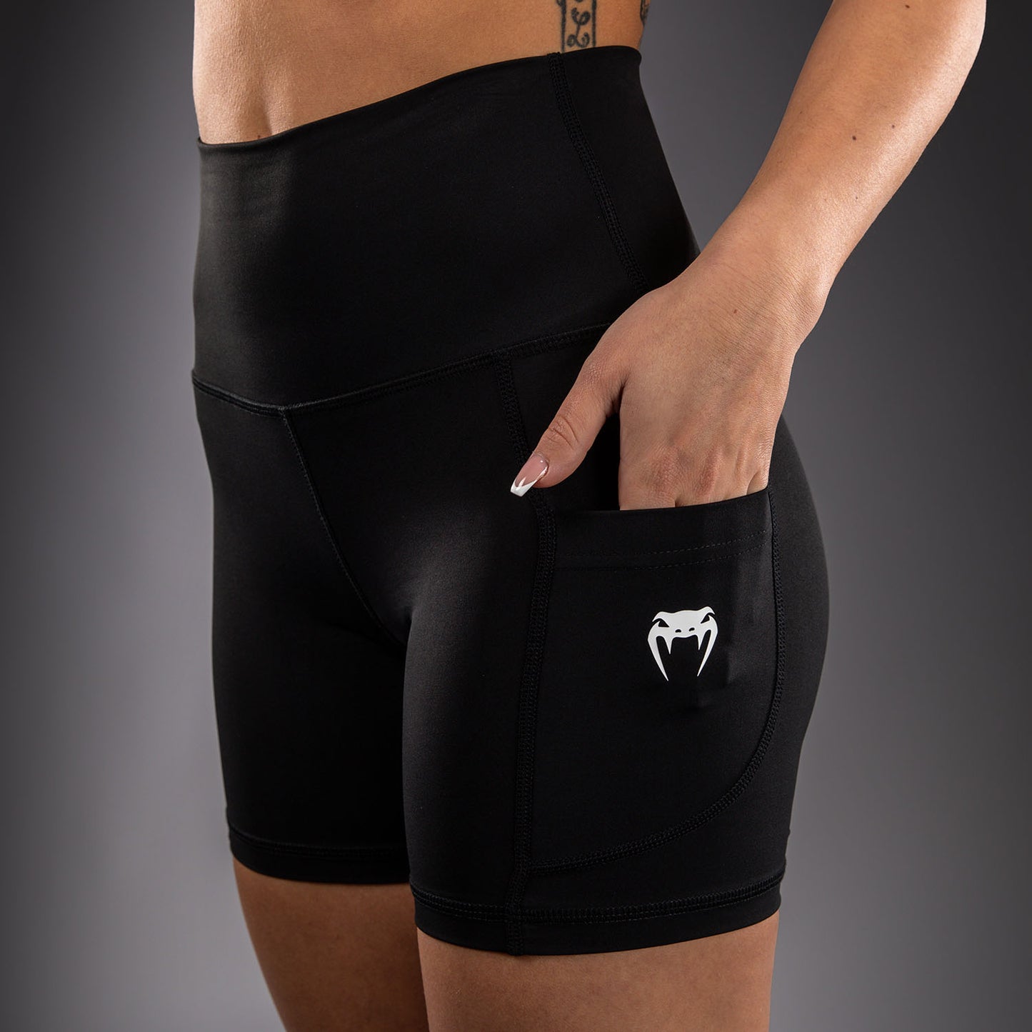 Venum Essential Bike Shorts - Schwarz