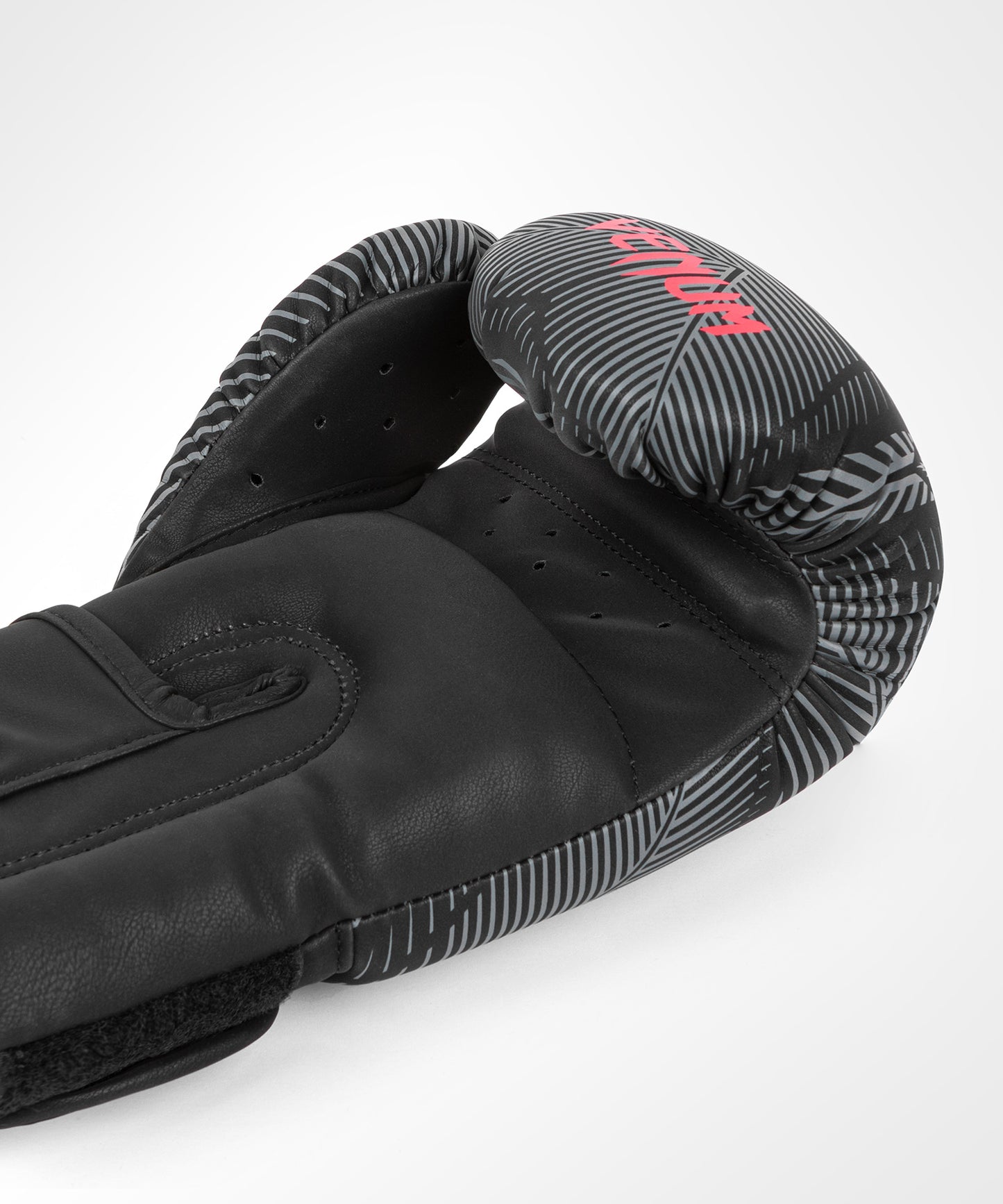 Venum Phantom Boxhandschuhe - Schwarz/Rot