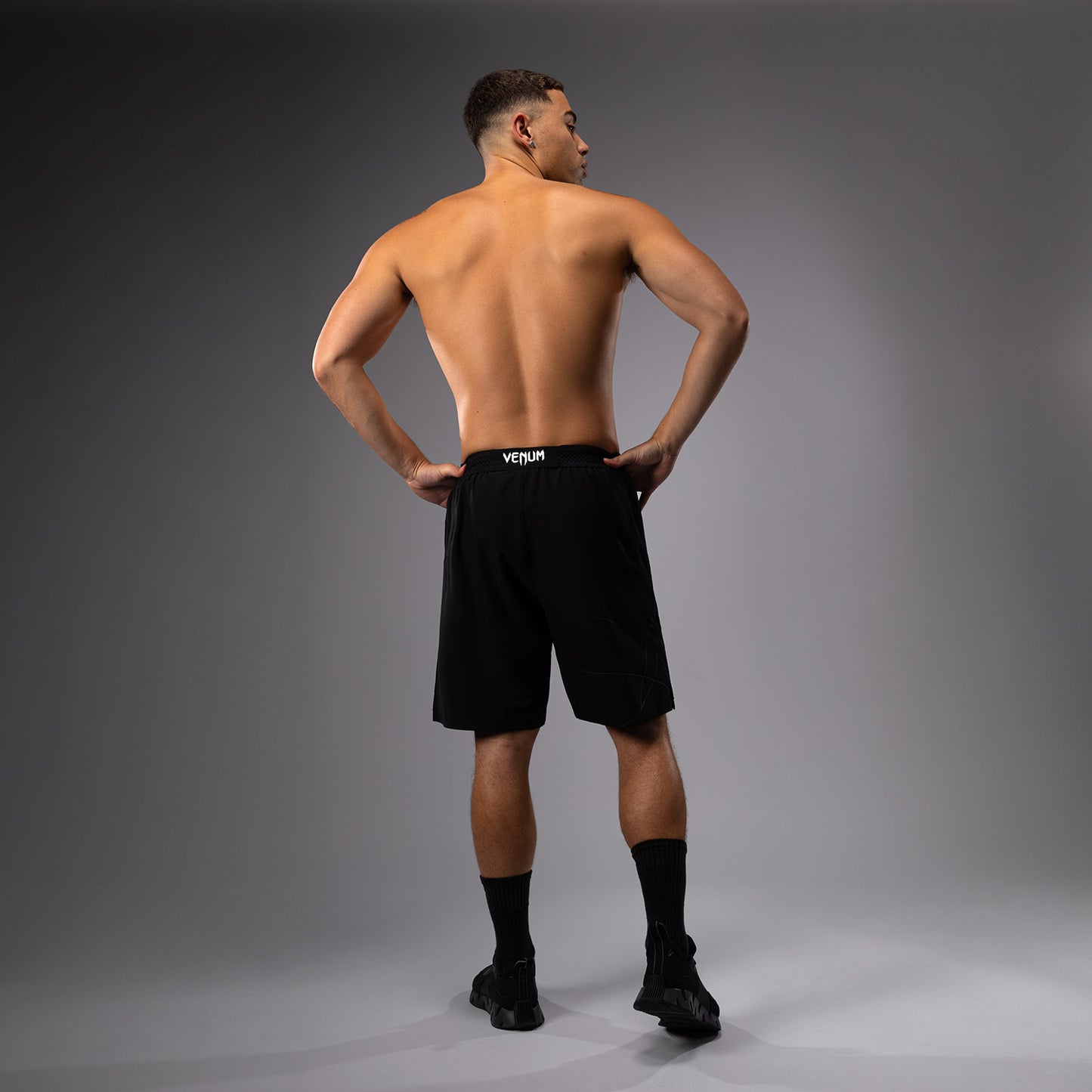 Venum Tactical XT  Herren-Trainingsshorts - Schwarz/Feuerrot