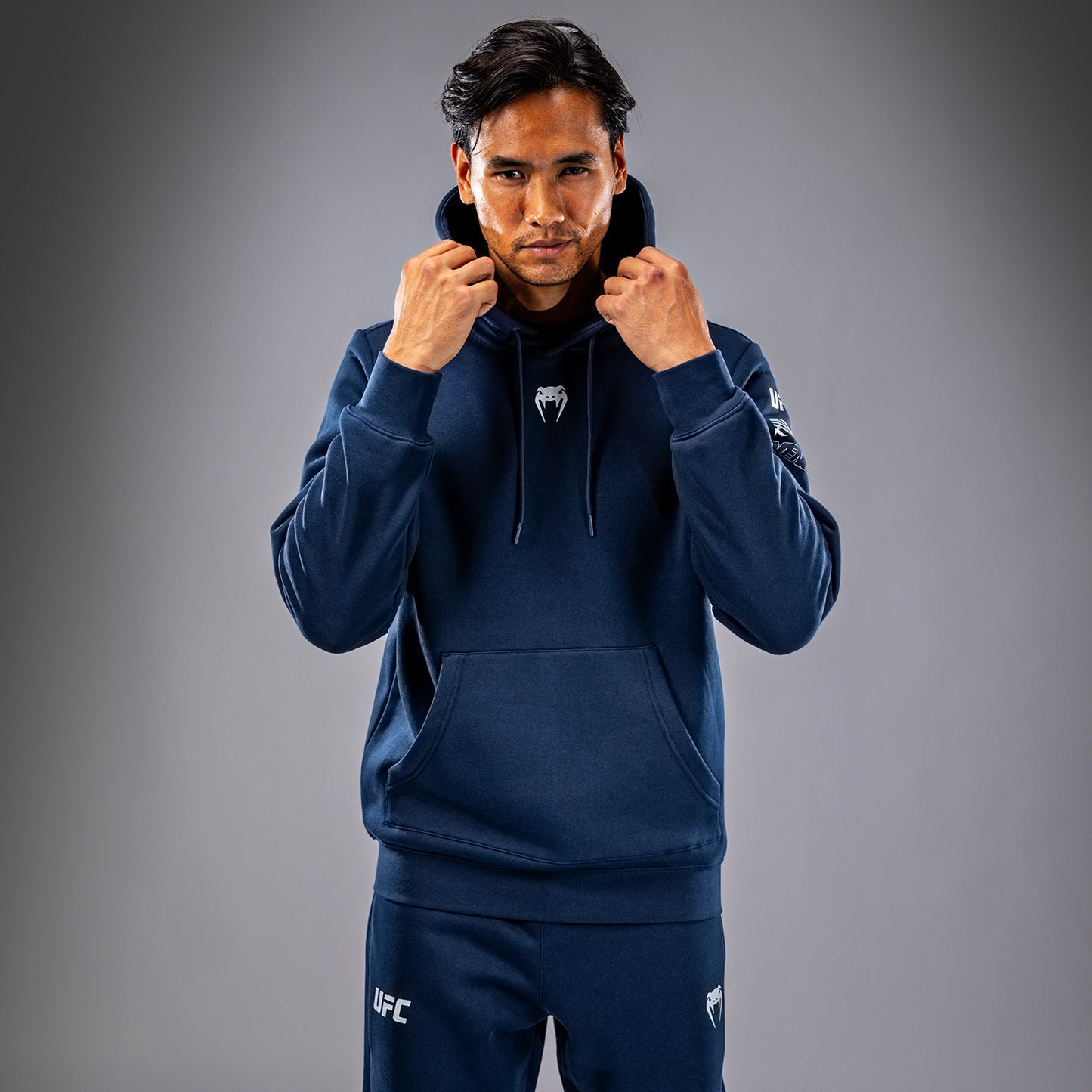 UFC Fusion by Venum Fight Week Herren Pullover Hoodie - Solid Ozeanisches Blau