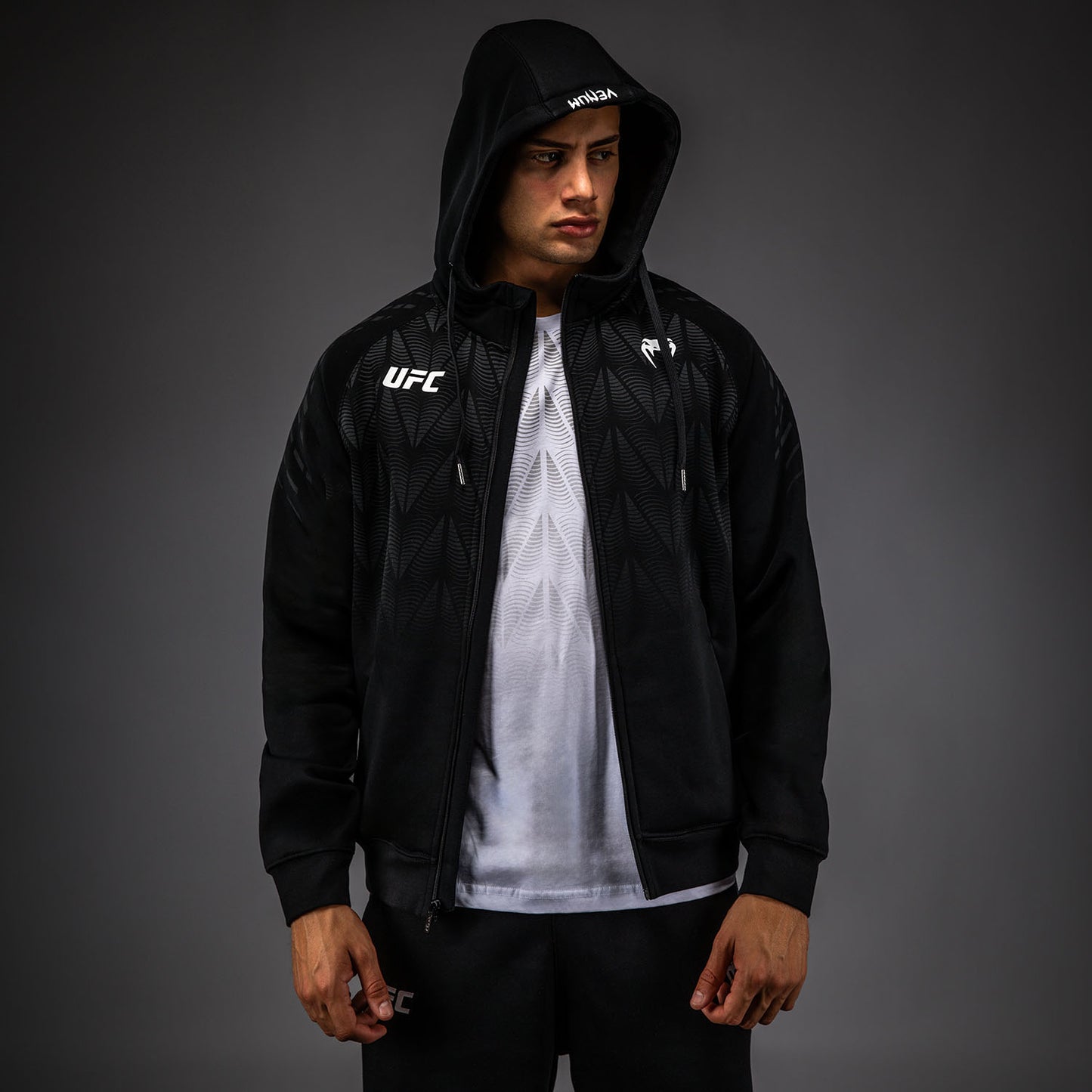 UFC Zenith by Venum Replica Zip Hoodie Herren - Schwarz