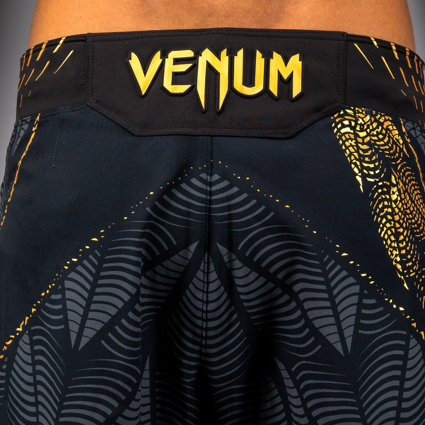 UFC Zenith by Venum Authentic Fight Night Gladiator Fight Short Herren Personalisiert - Champion