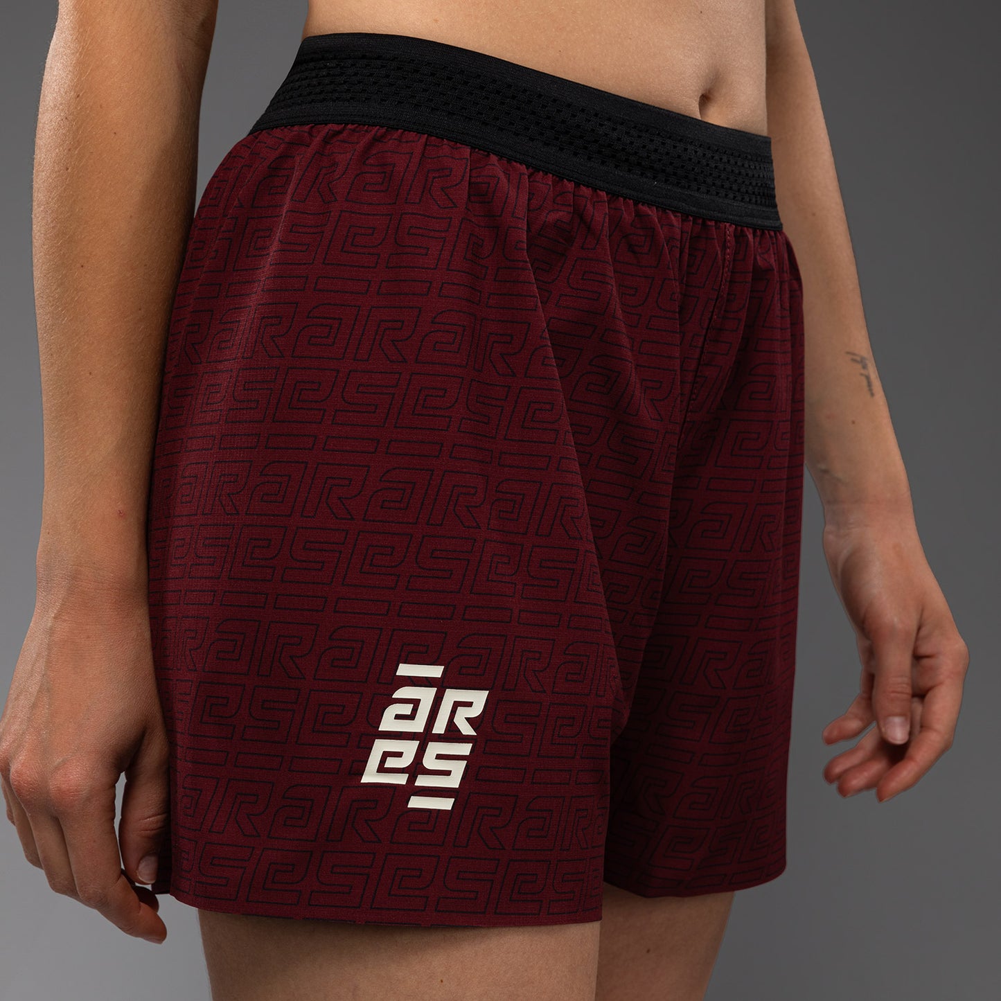 Venum x Ares Damen Trainingsshorts - Burgunder