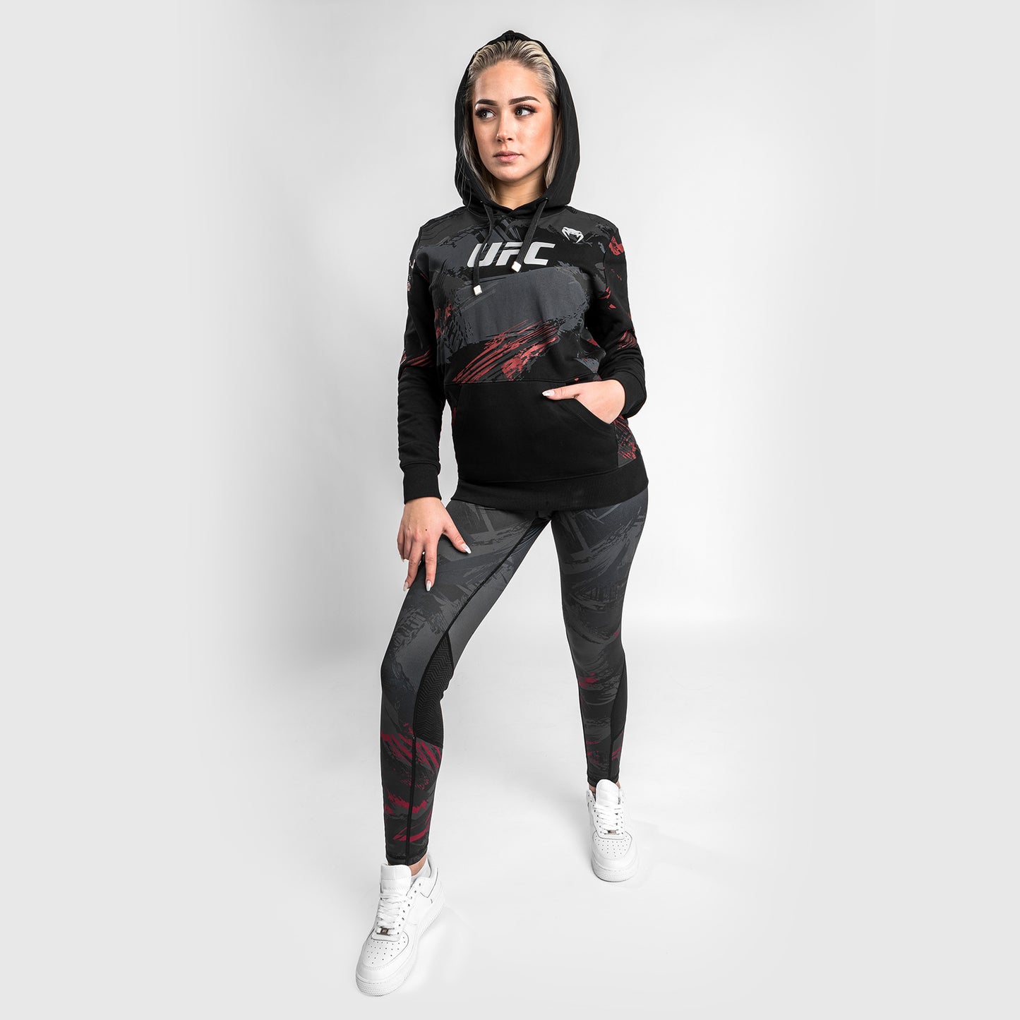 UFC Venum Authentic Fight Week 2.0 Hooded Sweatshirt – Für Frauen – Schwarz