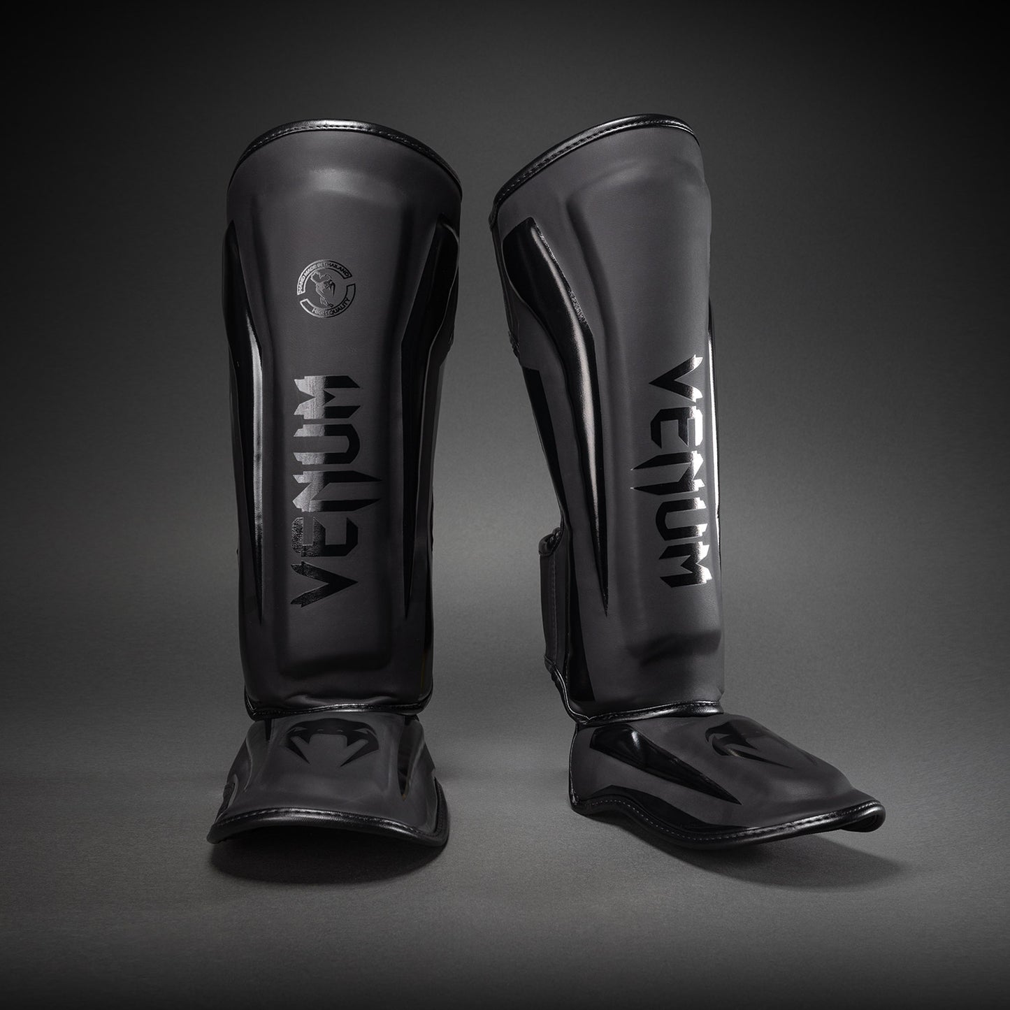 Venum Elite Standup Shin Guards - Matt/Schwarz