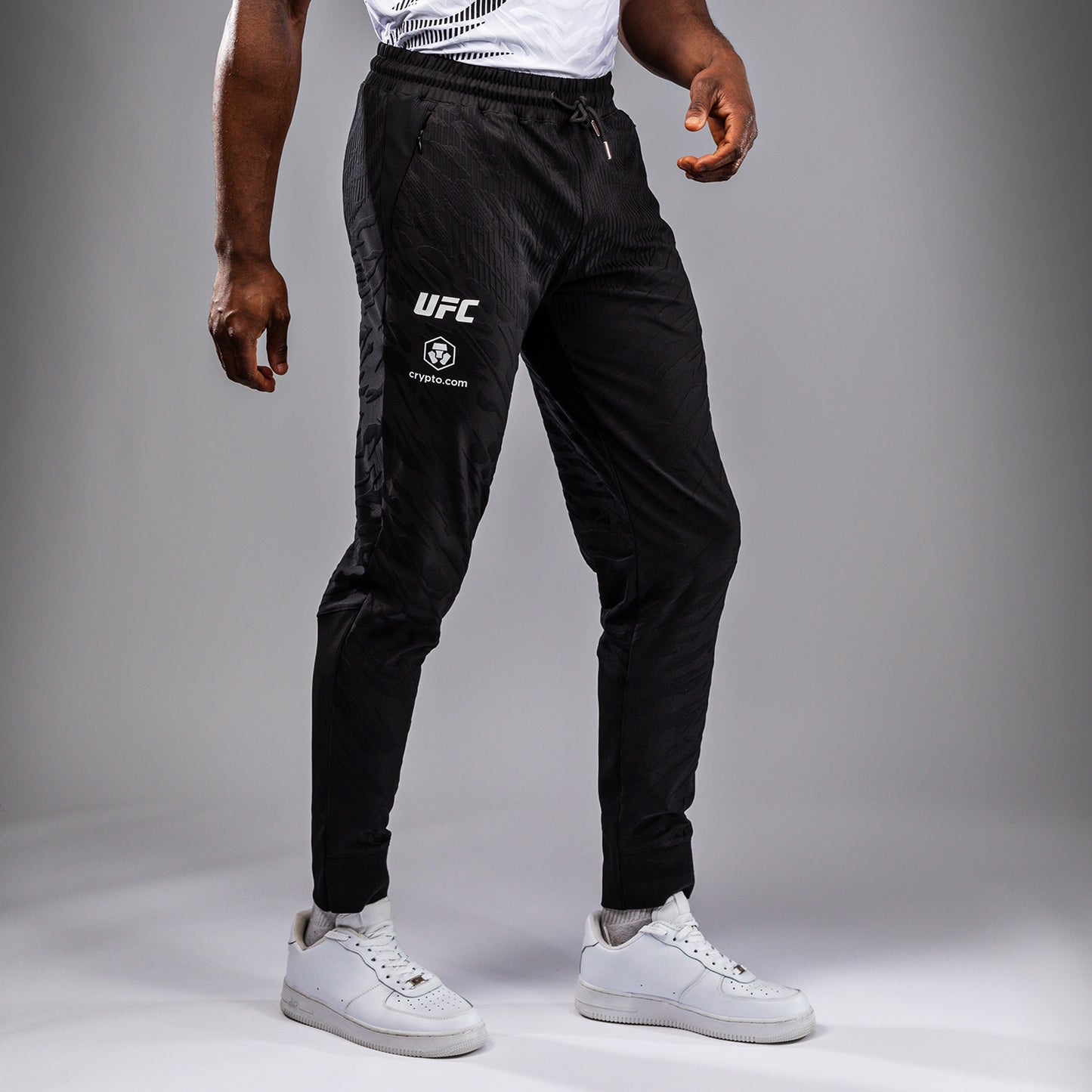 UFC Fusion by Venum Authentic Fight Night Herren Walkout Hose - Schwarz