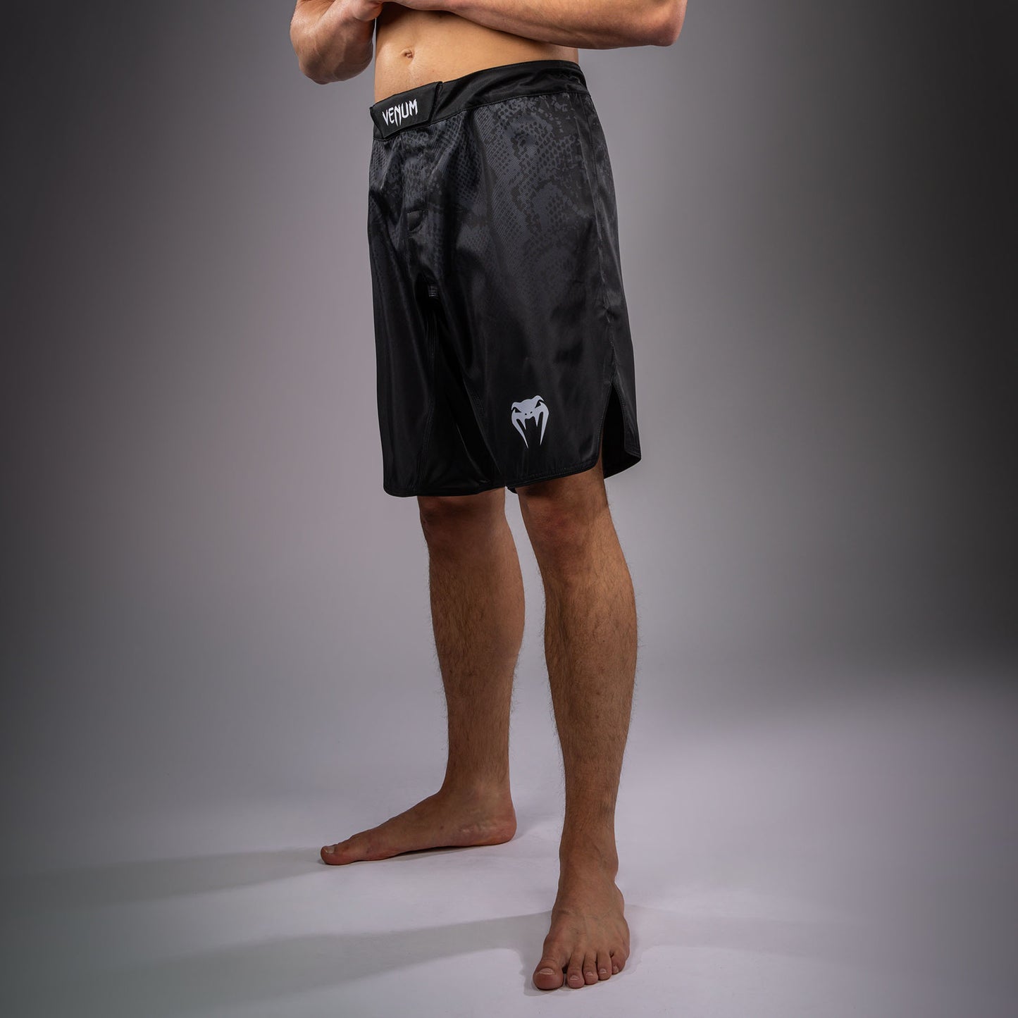 Venum Black Viper Fightshort – Schwarz