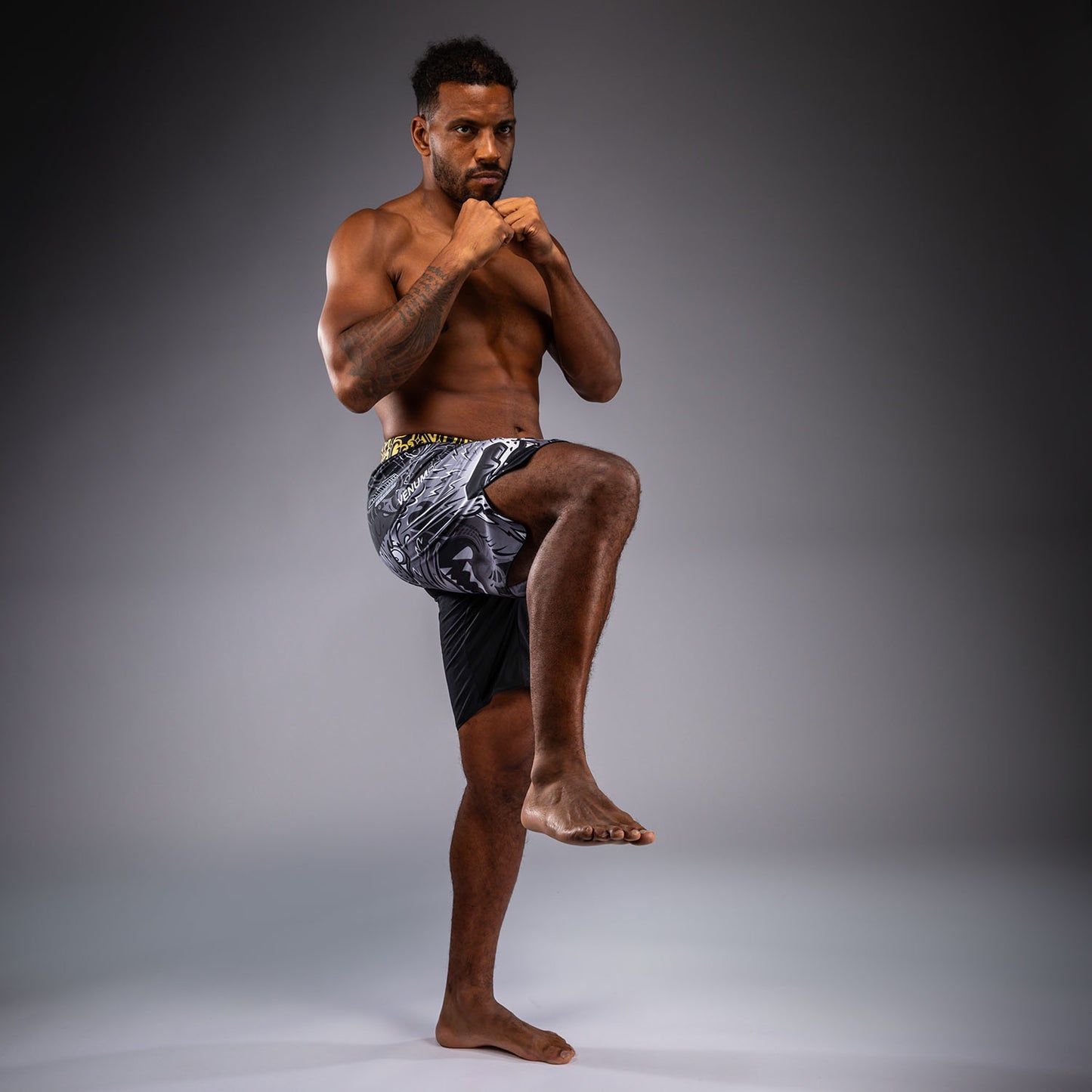 Venum Wolf Atak Fightshorts – Schwarz/Grau