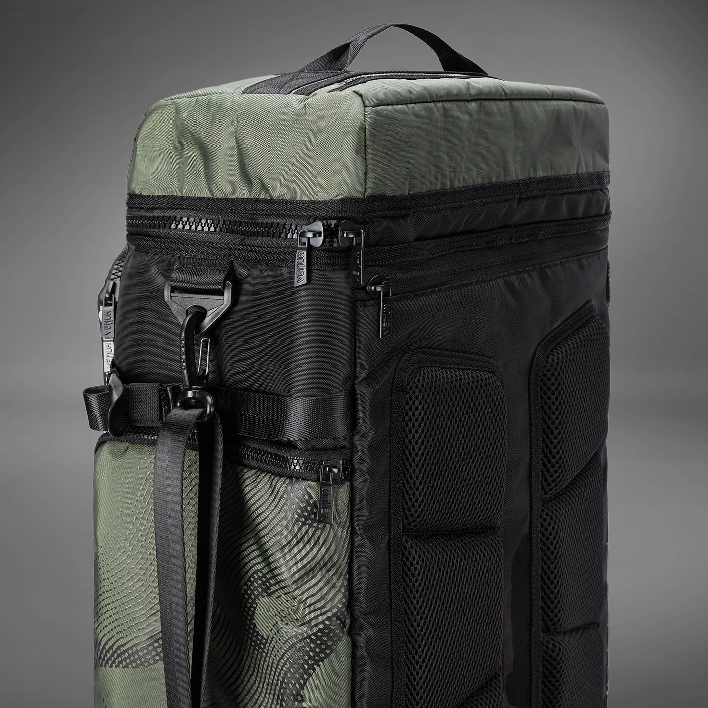 Venum Trainer Hybrid Sporttasche - Army Green