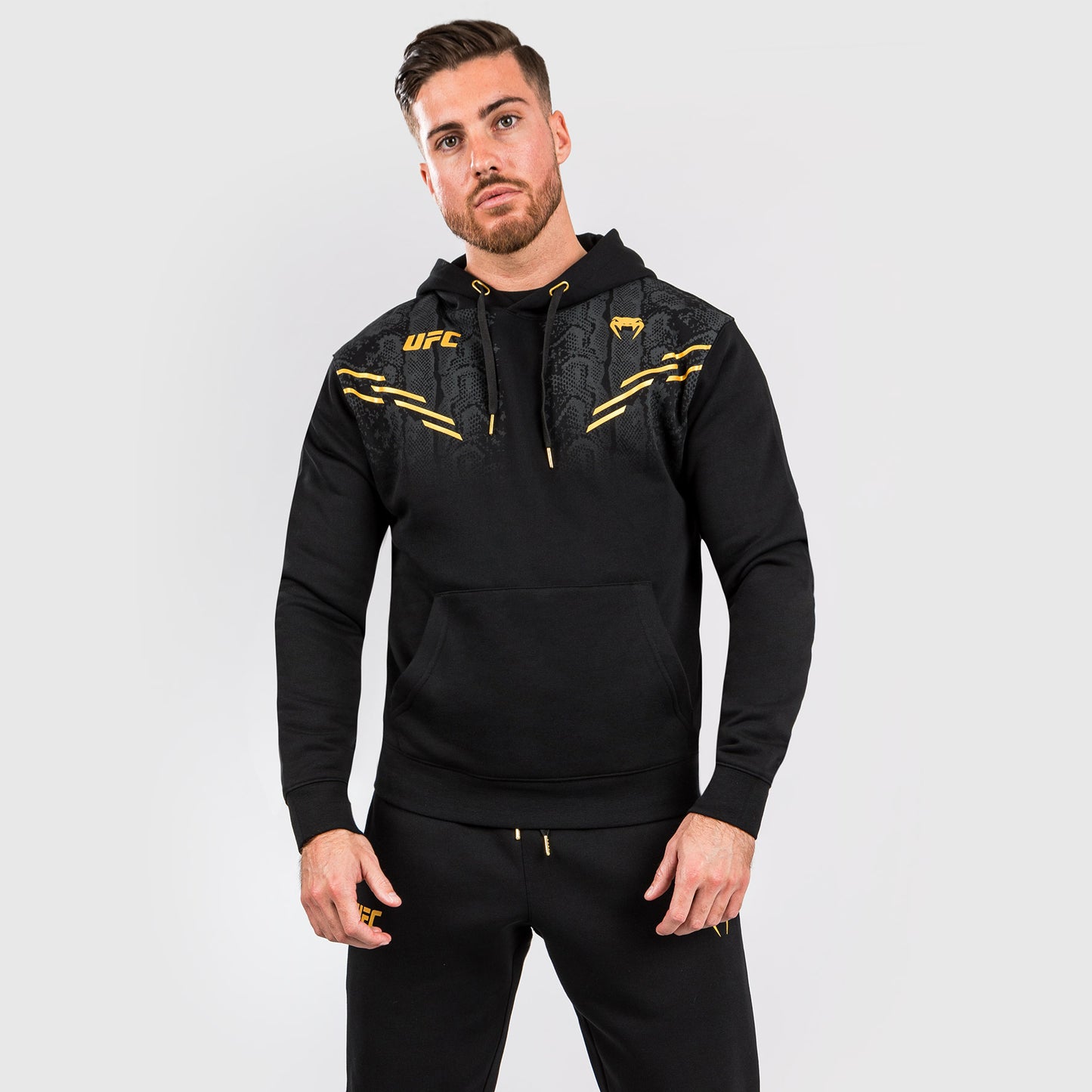 UFC Adrenaline by Venum Replica Männer Pullover Hoodie - Champion