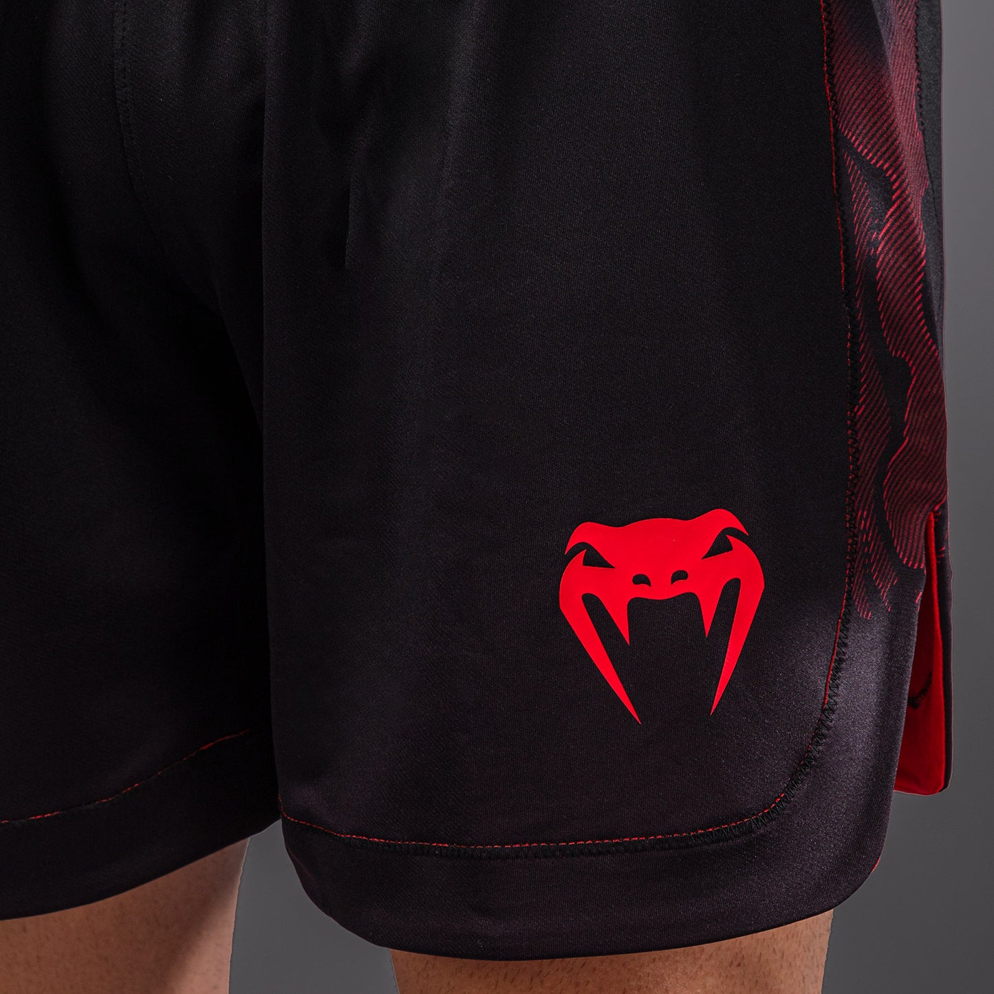 Venum Spectre Boxshorts – Schwarz/Rot