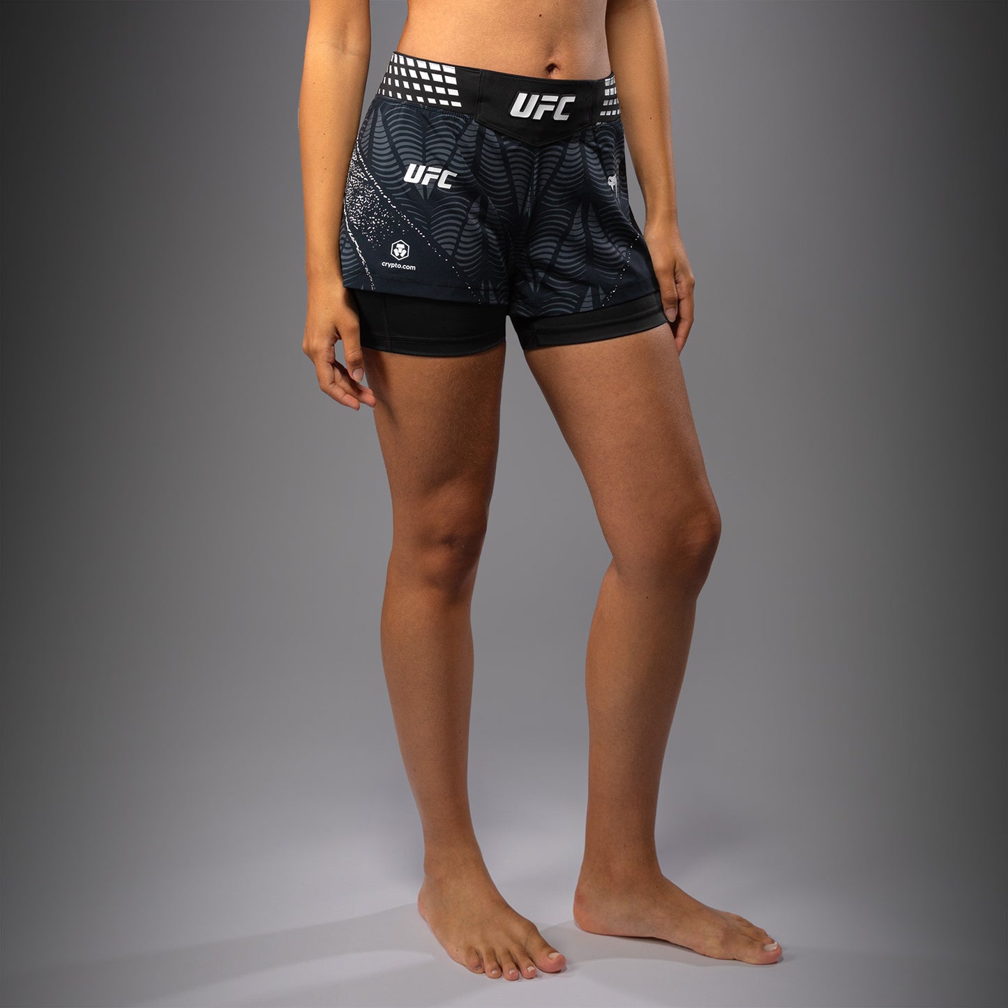 UFC Zenith by Venum Authentic Fight Night Kurze Passform Fight Short Damen - Schwarz
