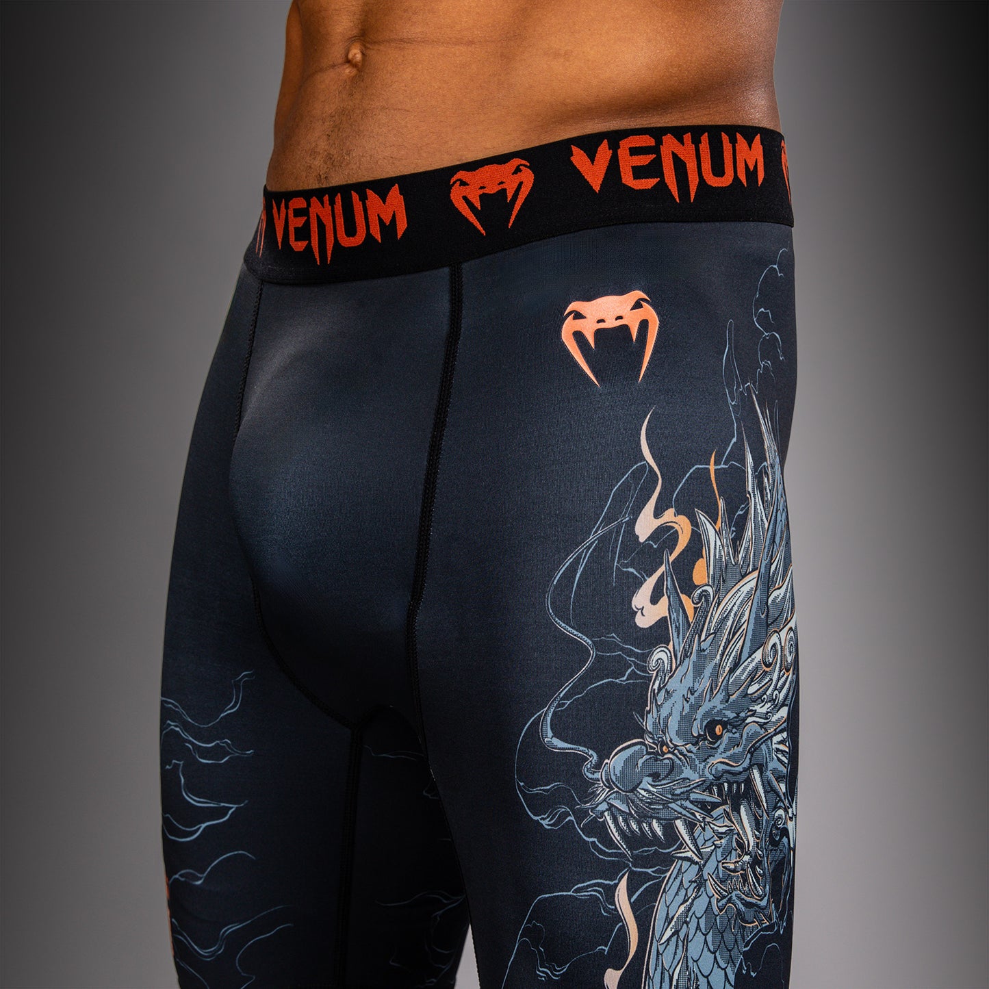 Venum Thunder Dragon Kompressionsshort – Schwarz/Grau/Kupfer