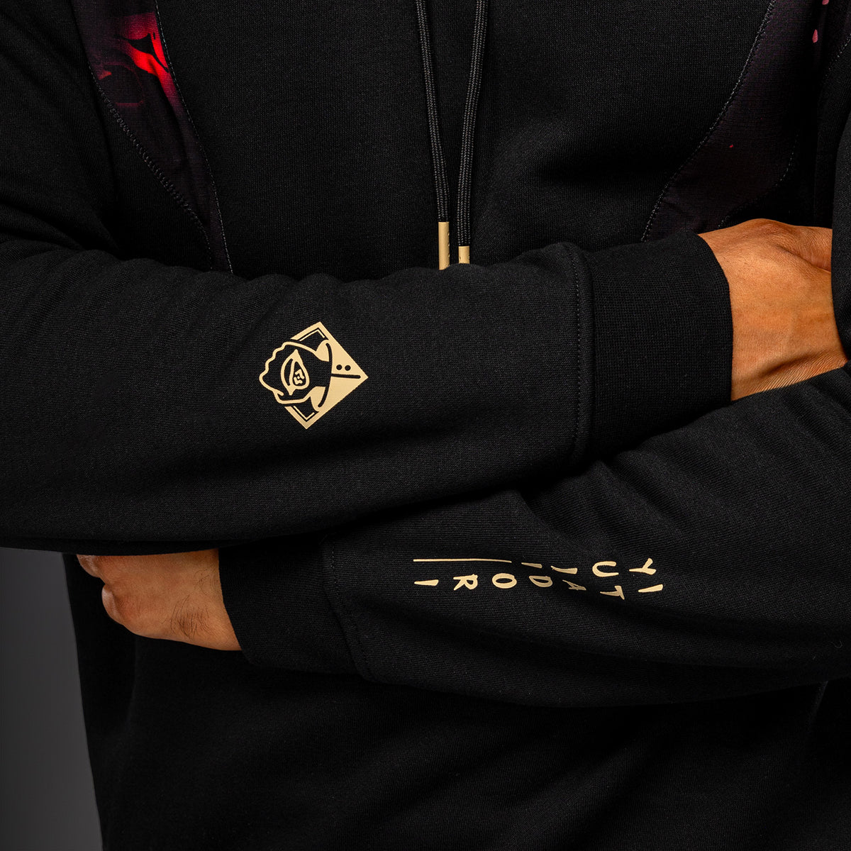 Jujutsu Kaisen x Venum Itadori Kapuzenpullover – Schwarz/Rot