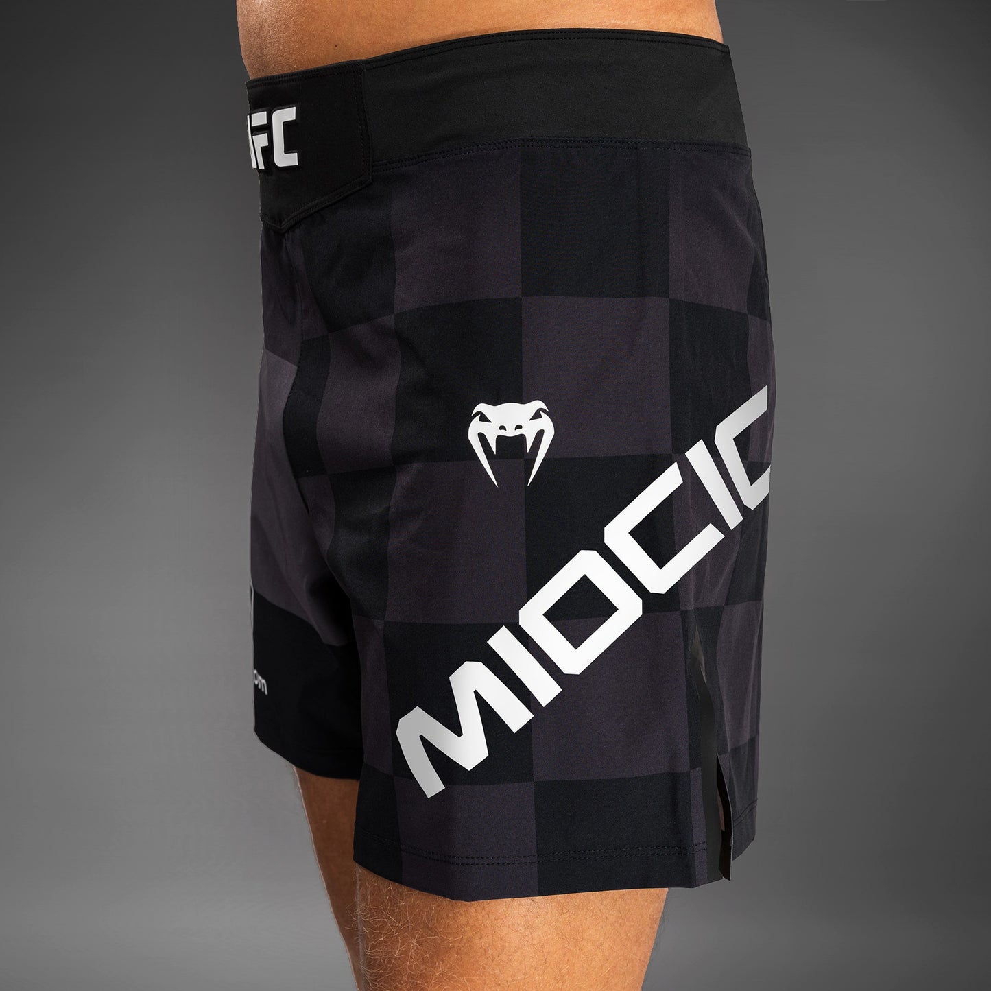 UFC Unrivaled by Venum Stipe Miocic Herren Short Fit Fight Short - Schwarz