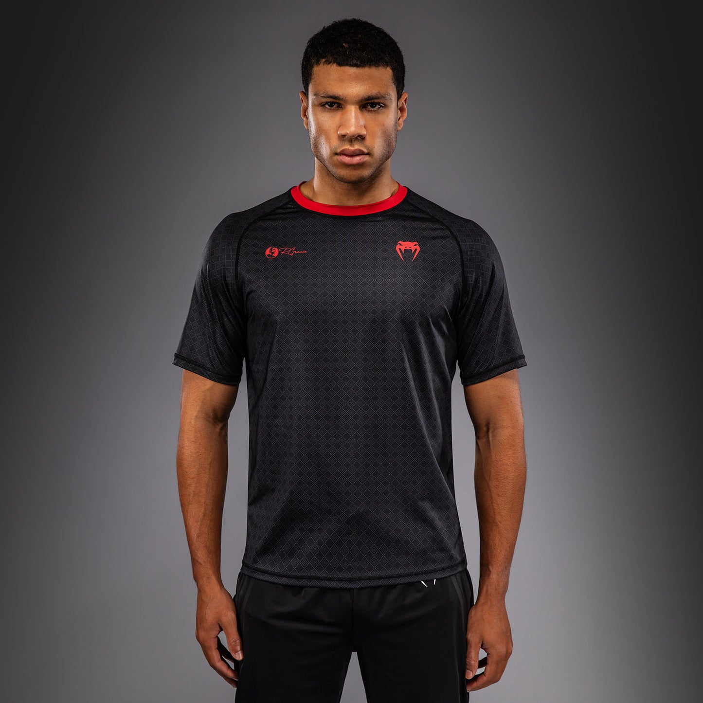 Venum x Roger Gracie Signature Dry-Tech-T‑Shirt - Schwarz/Rot