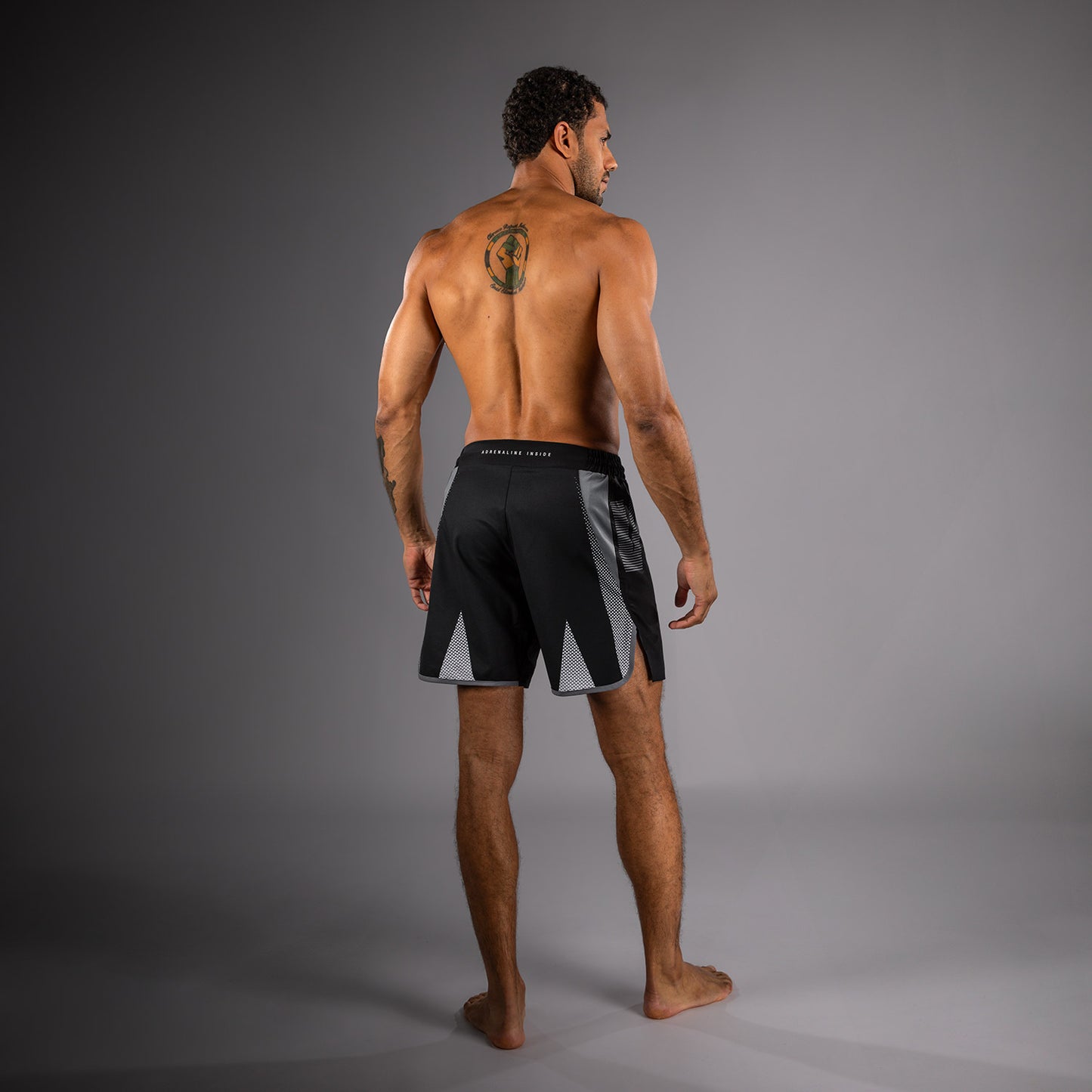 Venum Adrenaline Fightshorts – Schwarz/Silbergrau