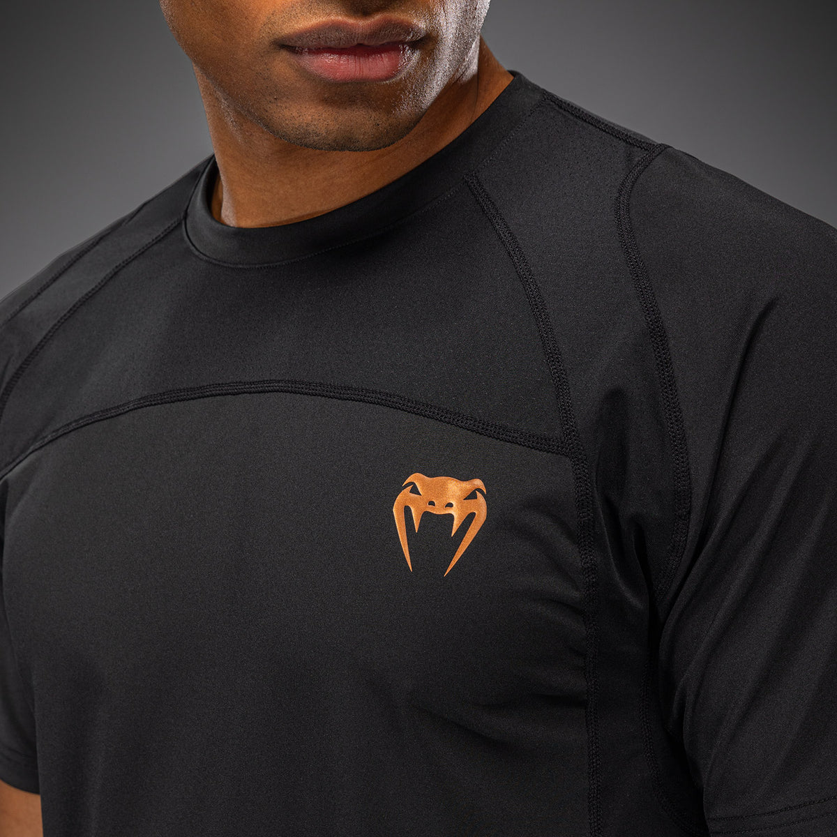 Venum G-Fit Revolution Dry-Tech-T-Shirt - Schwarz/Kupfer