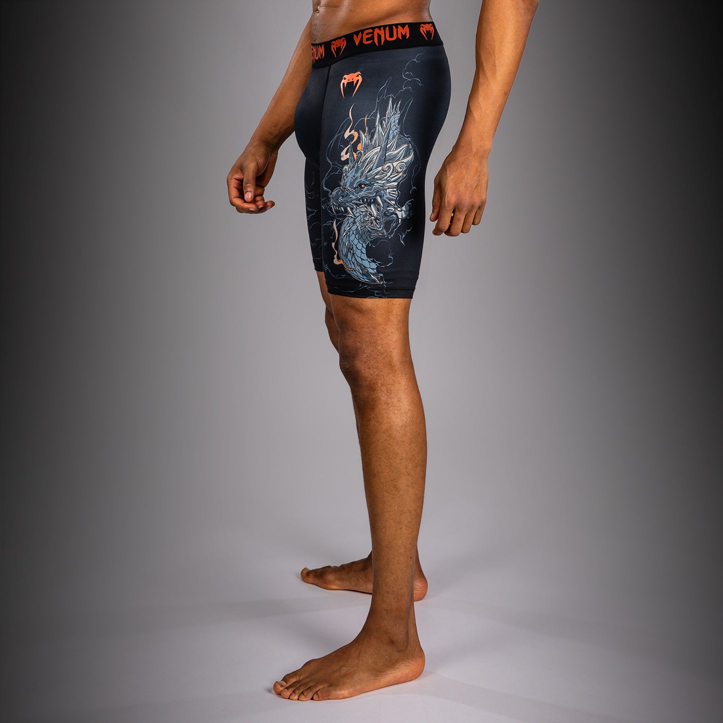 Venum Thunder Dragon Kompressionsshort – Schwarz/Grau/Kupfer