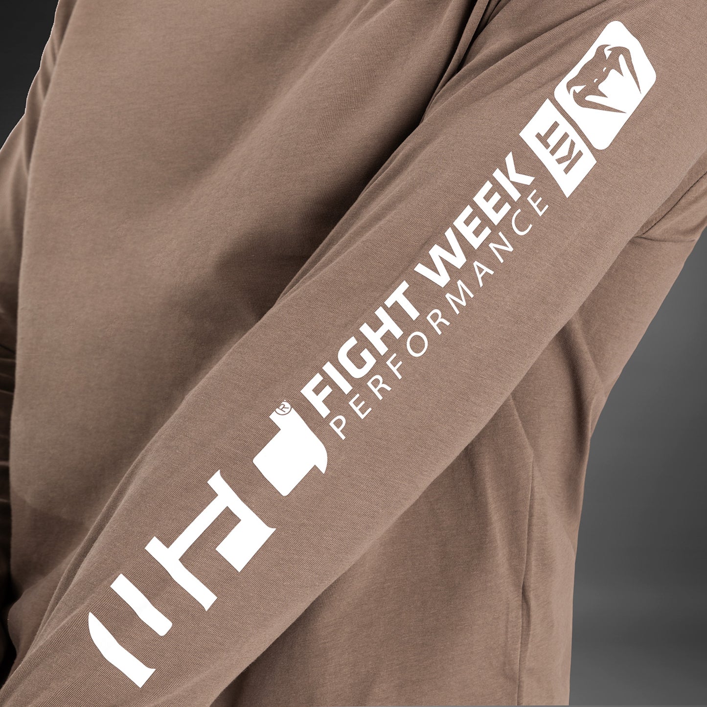 UFC Adrenaline by Venum Fight Week Herren Langarm T-Shirt - Bronze
