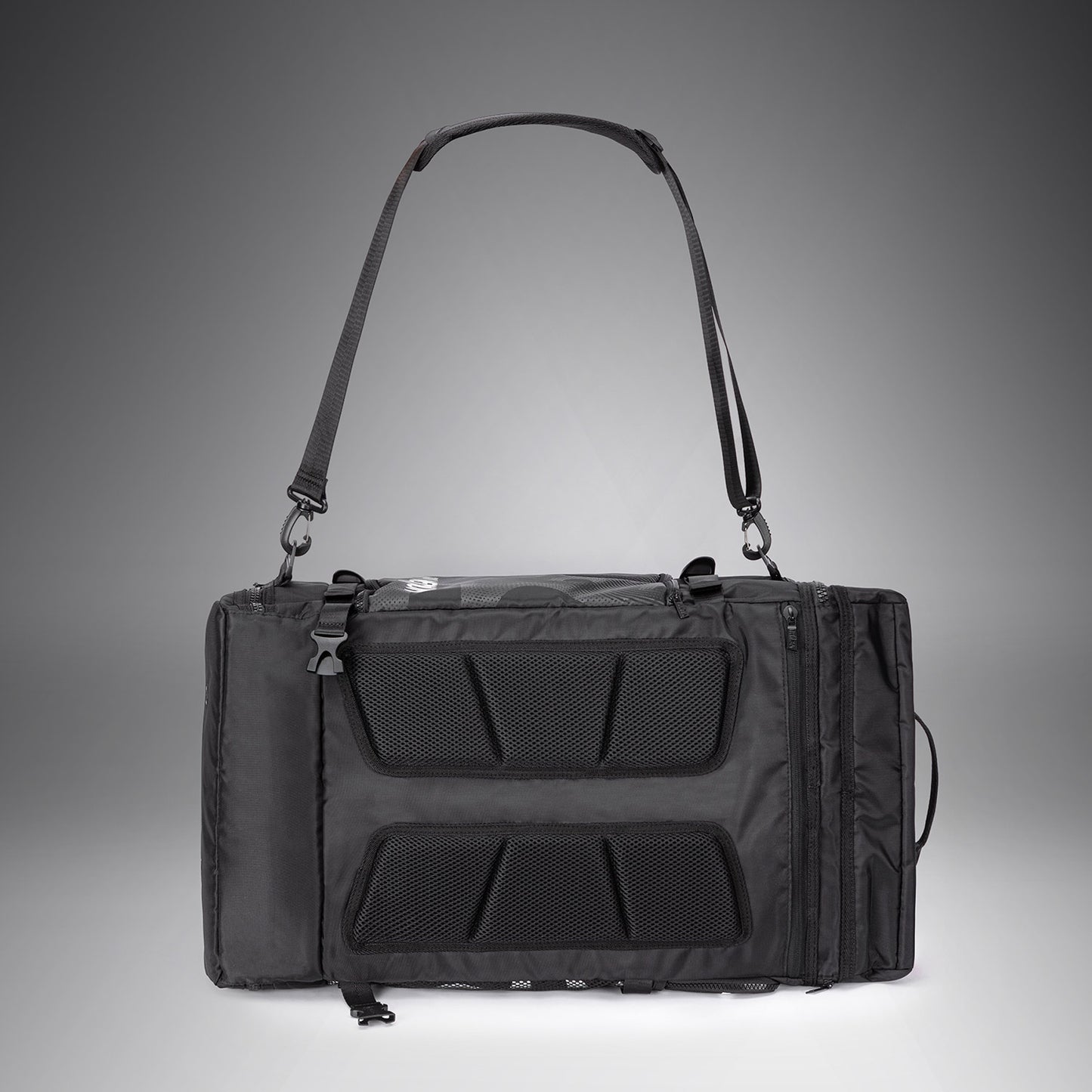 Venum Shockwave Sporttasche convertible (60L) - Schwarz