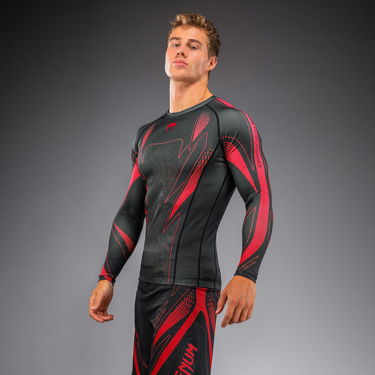 Venum Amazonia Reborn Langarm-Rashguard - Schwarz/Rot