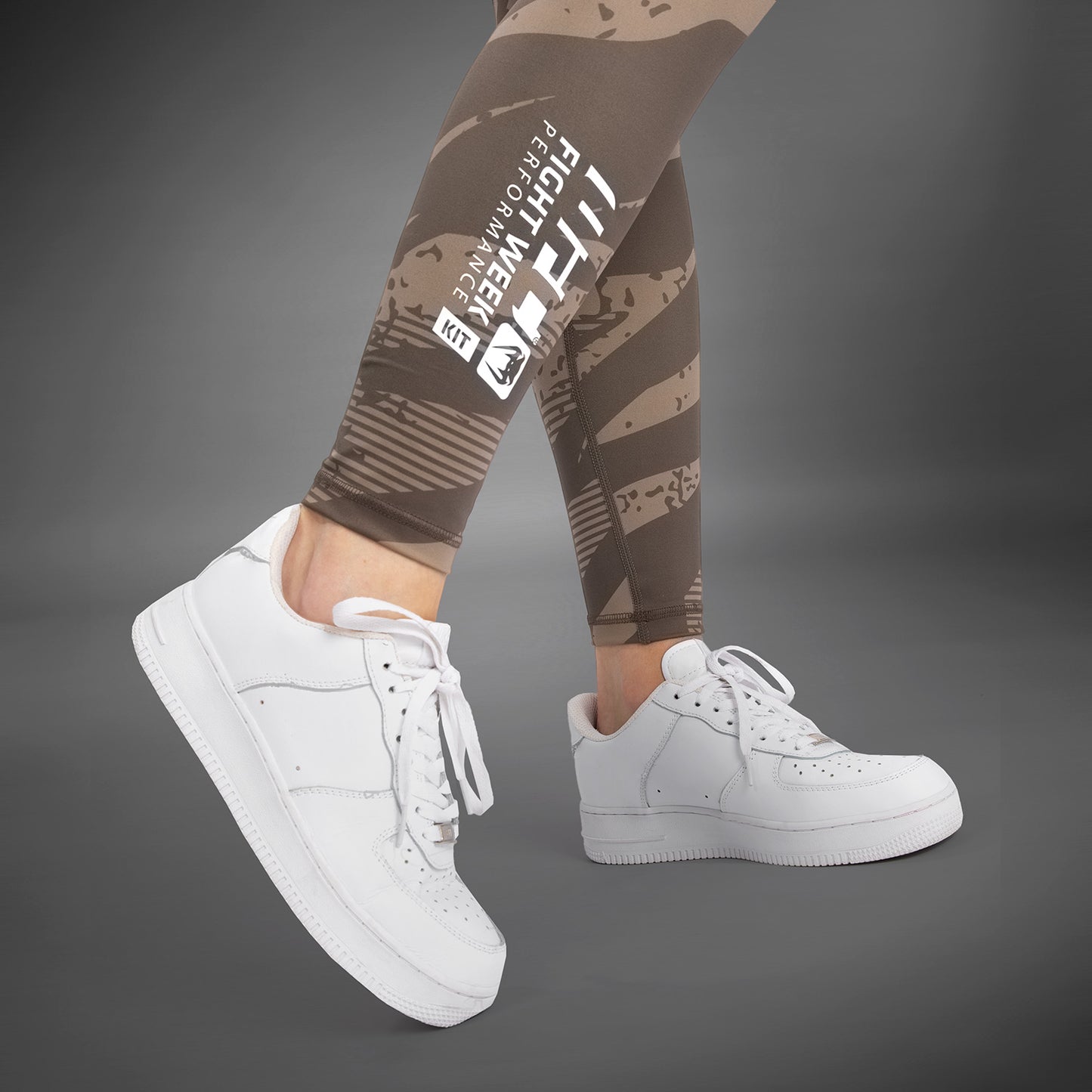 UFC Adrenaline by Venum Fight Week Frauen Leistung Tight - Desert Camo