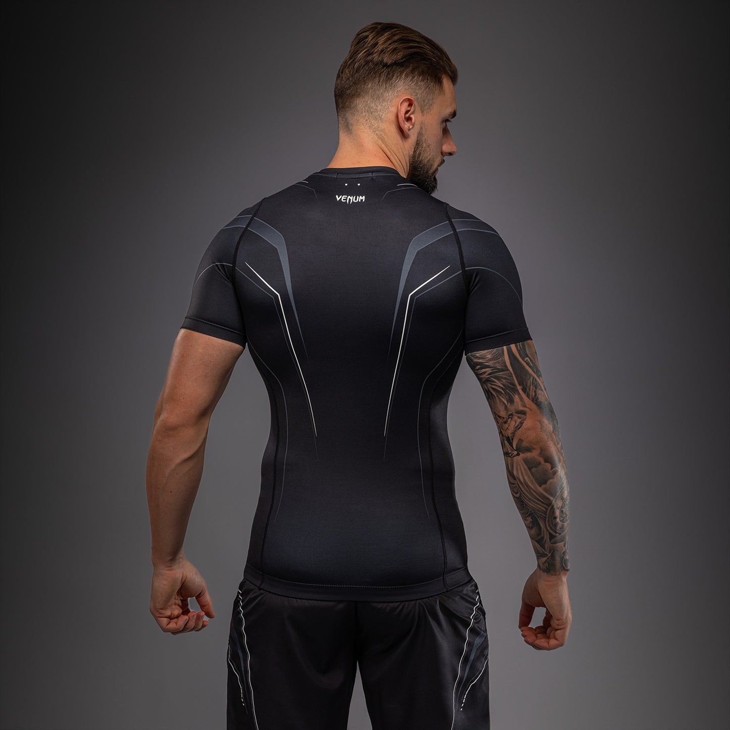 Venum Streamline Kurzarm Rashguards – Schwarz/Weiß