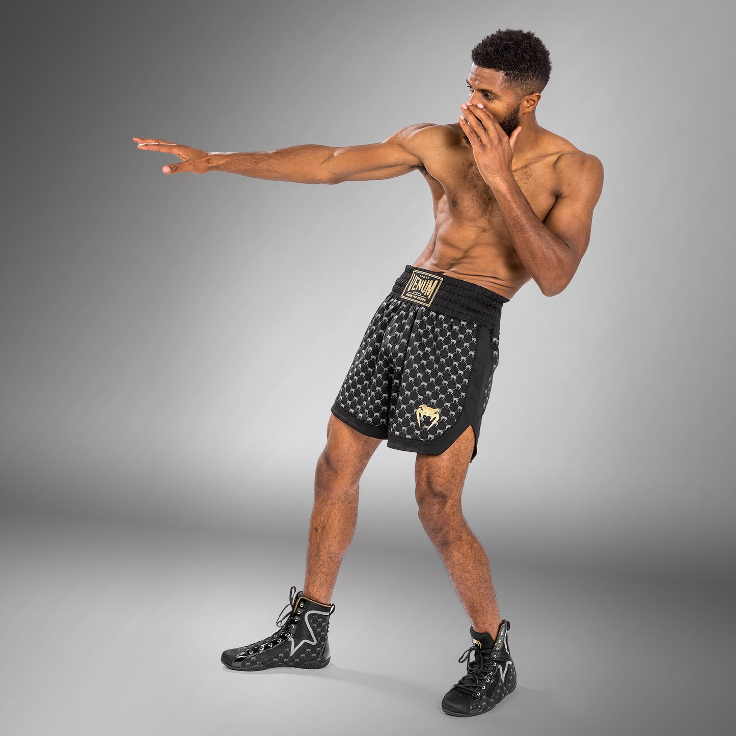 Venum Monogram Boxshorts - Schwarz