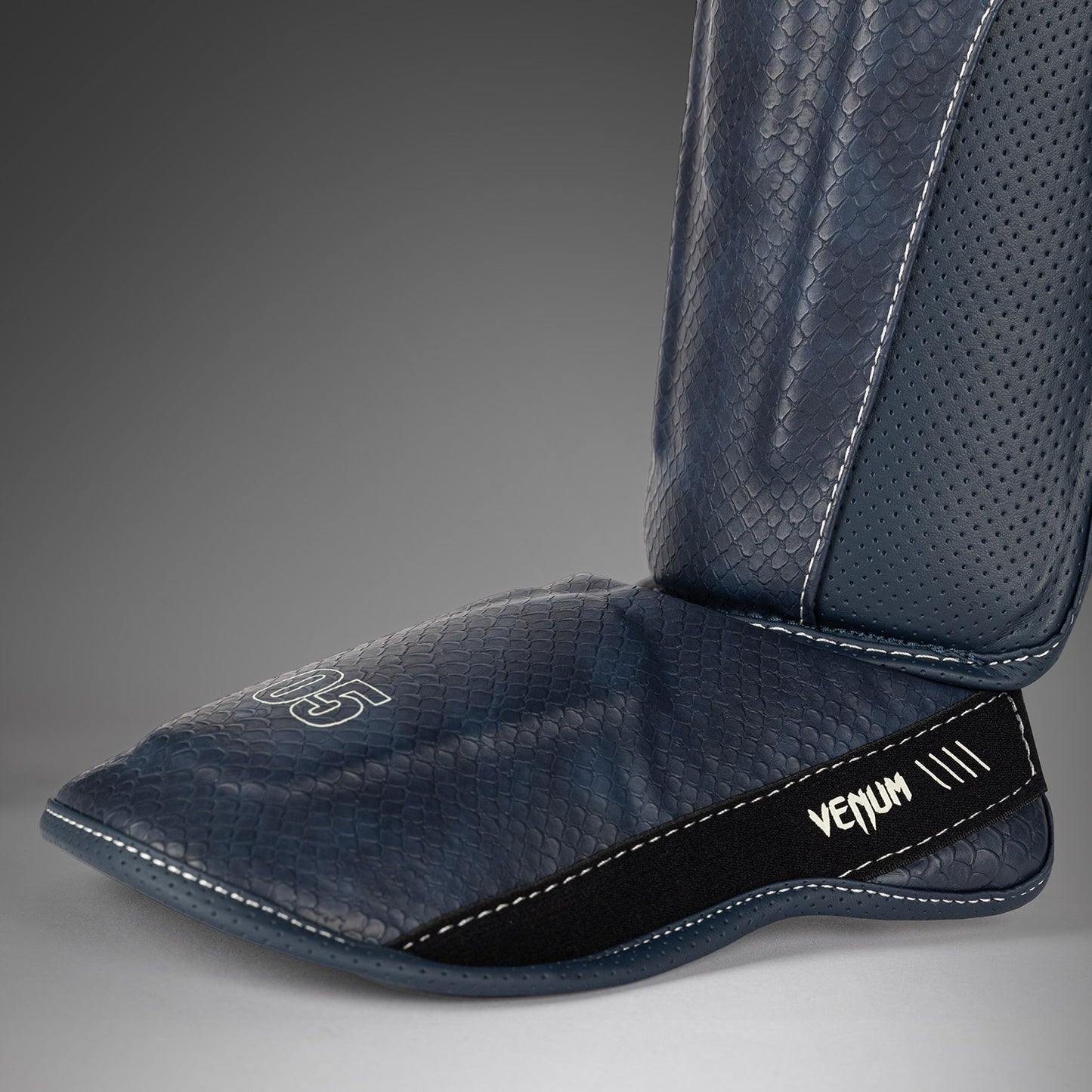 Venum Impact Evo Scales Scienbeinschoner – Mitternachtsblau