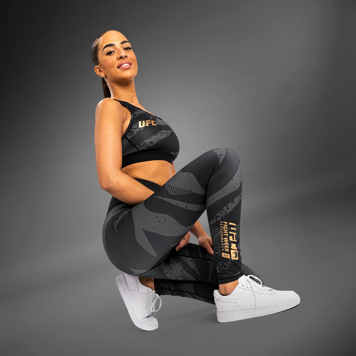 UFC Adrenaline by Venum Fight Week Frauen Leistung Tight - Urban Camo