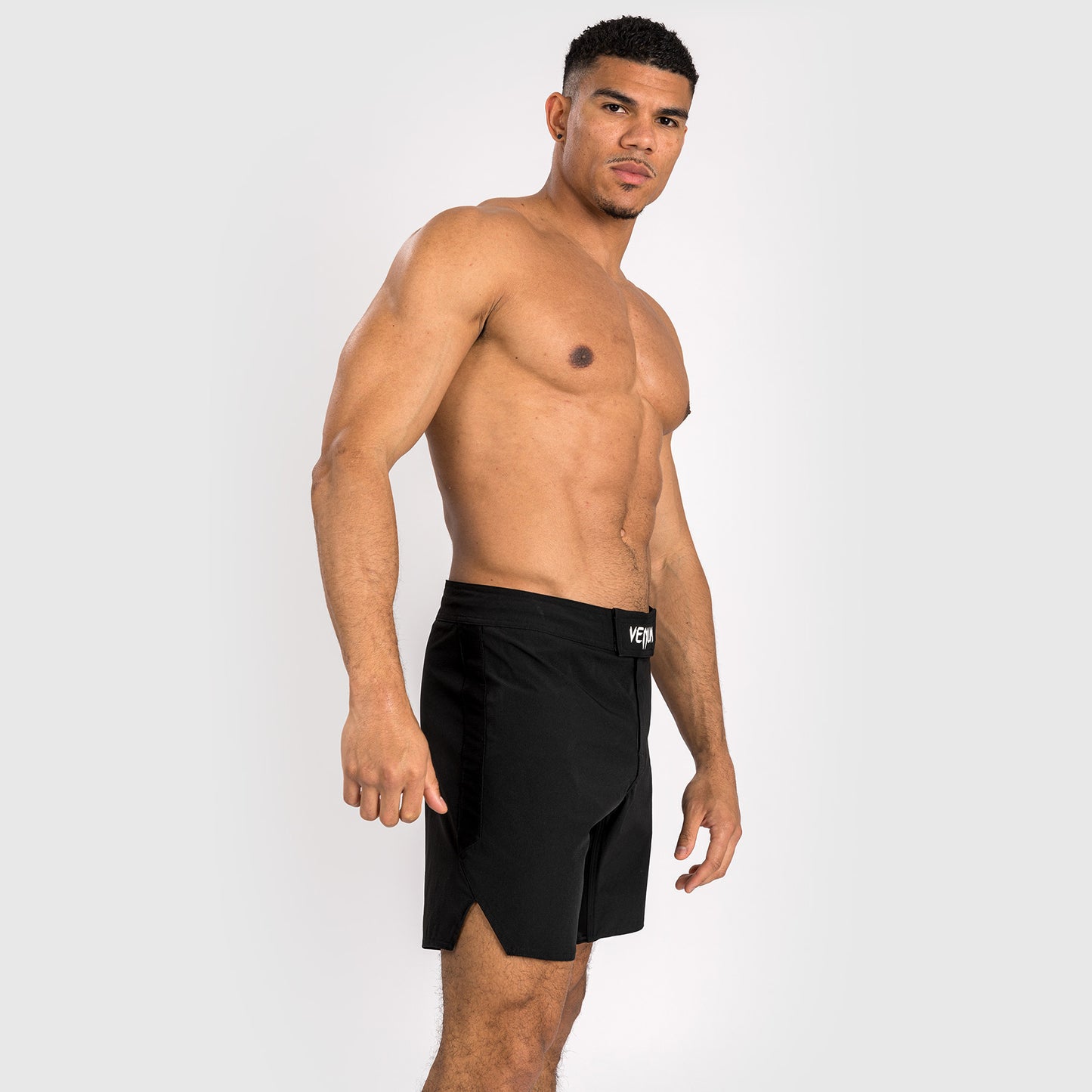 Venum Contender Fight Shorts für Männer - Schwarz/Weiß