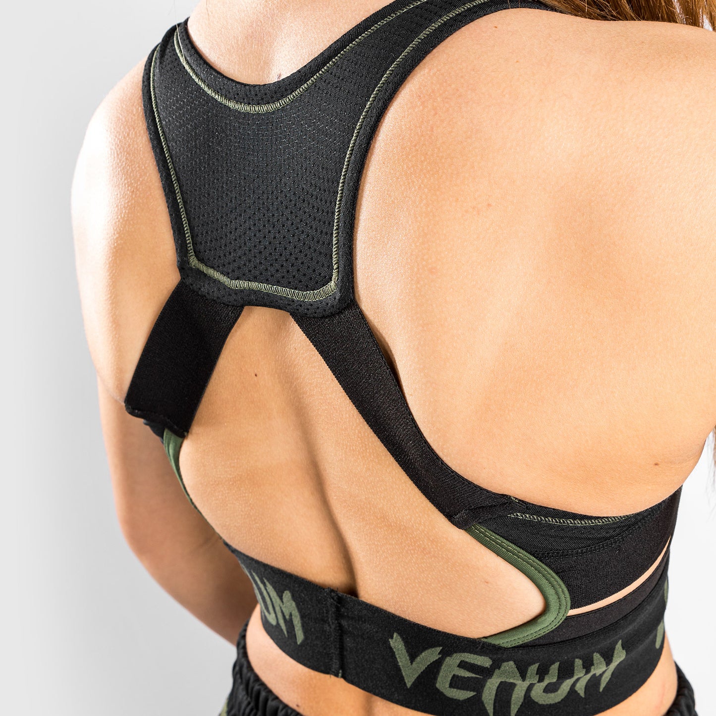 Venum UFC Authentic Fight Week Damen-Sport-BH für das Wiegen – Khaki