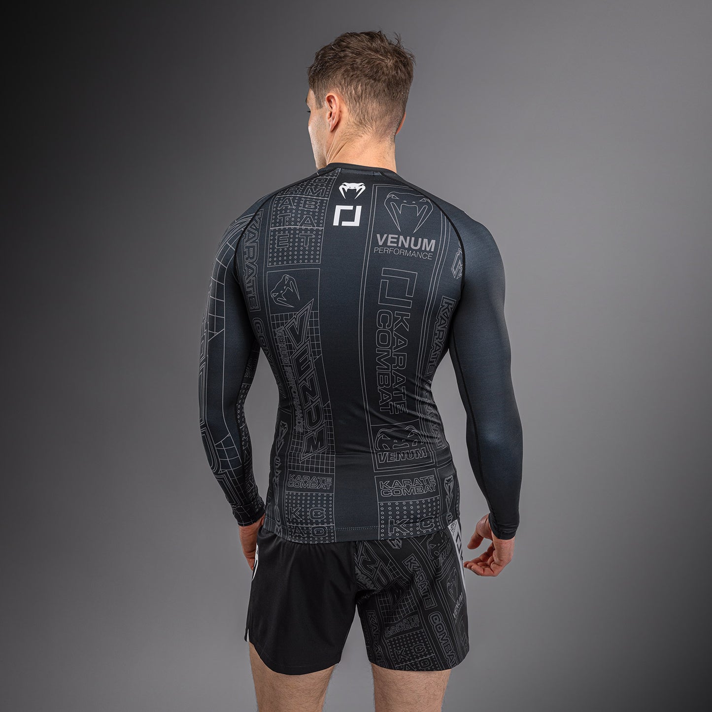 Karate Combat by Venum Langarm Rashguard – Schwarz/Grau