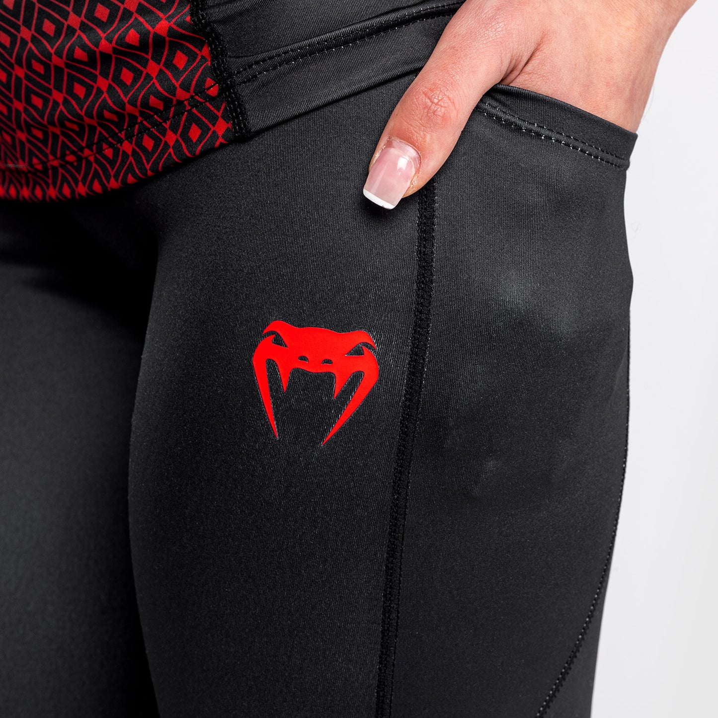 Venum UFC Leistung Institut Leggings – Schwarz/Rot