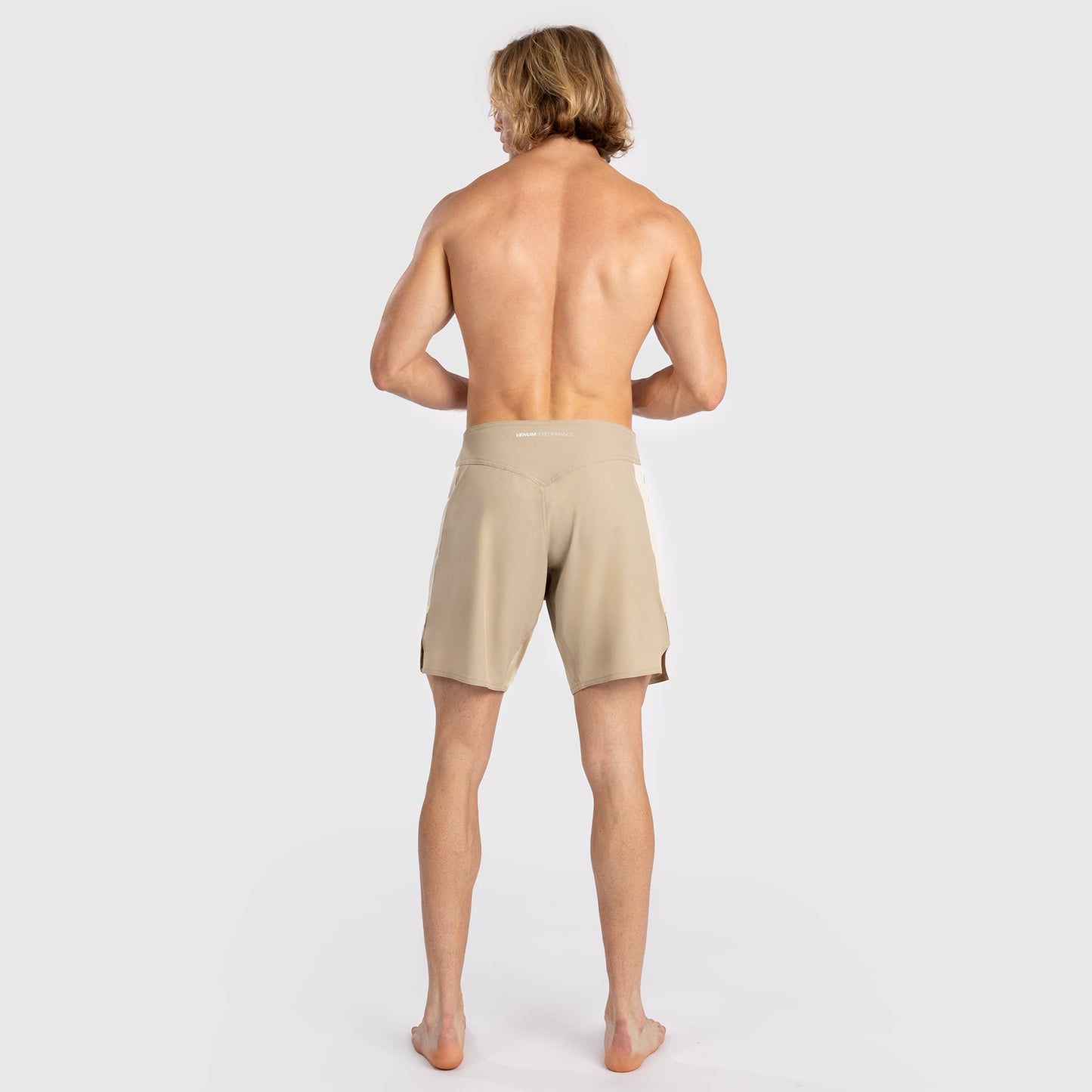 Venum Tempest Herren Kampfshorts - Beige/Sand
