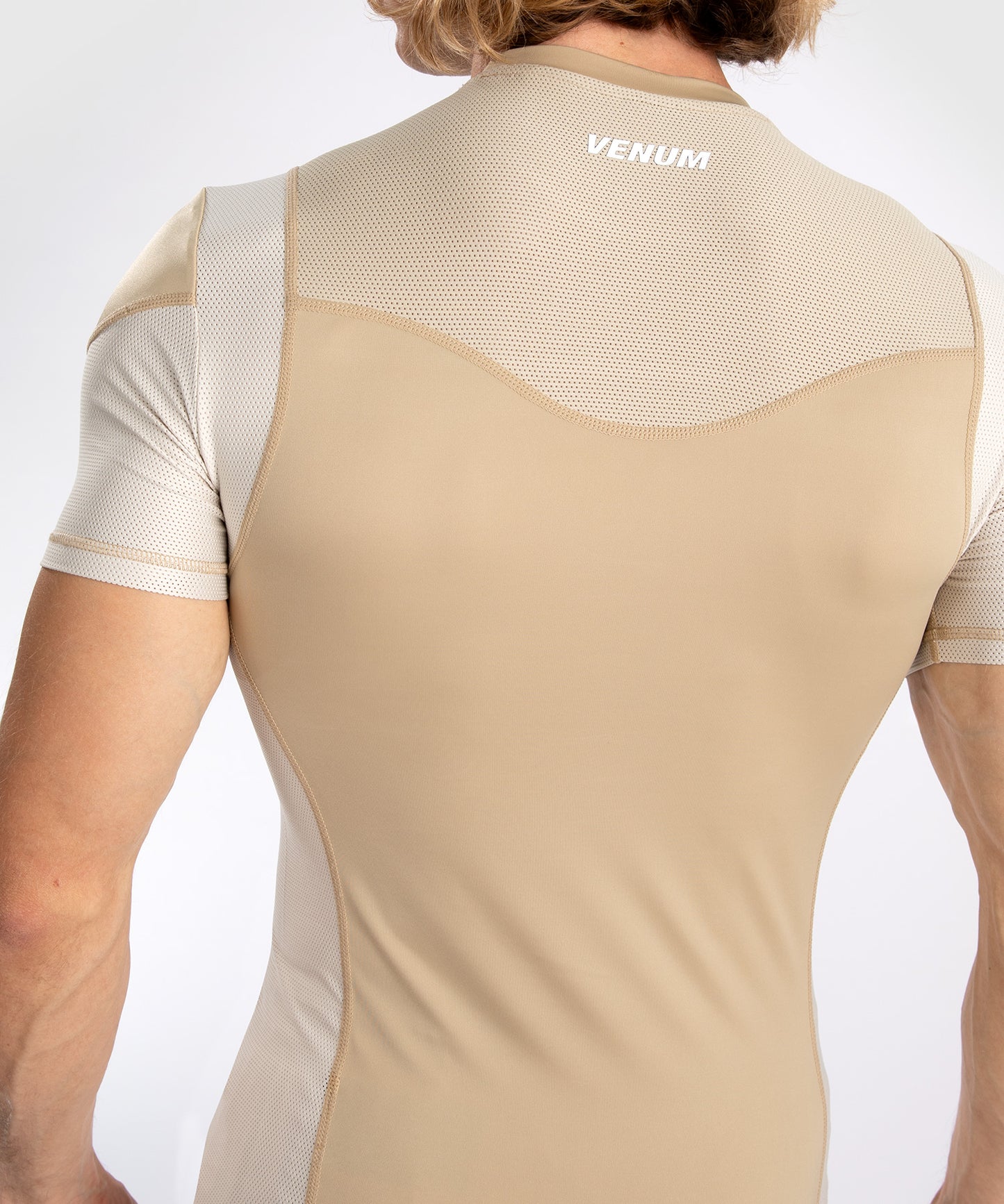 Venum Tempest Herren Kurzarm Rashguard - Beige/Sand