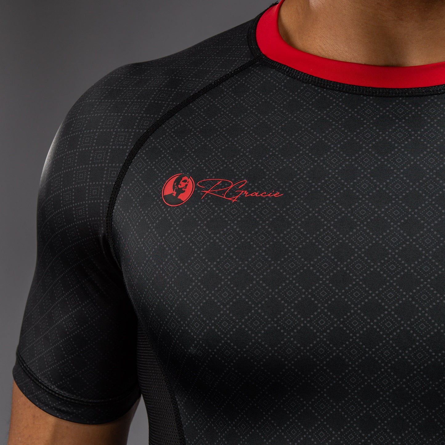Venum x Roger Gracie Signature Kurzarm Rashguard - Schwarz/Rot