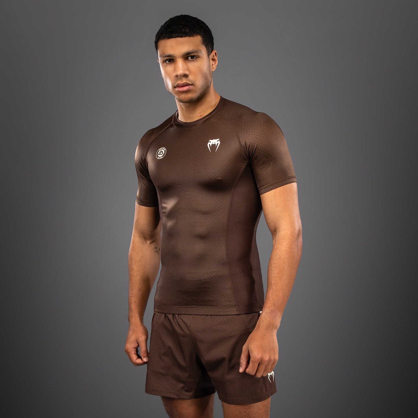 Venum x Roger Gracie Academy Kurzarm Rashguard - Dunkelbraun