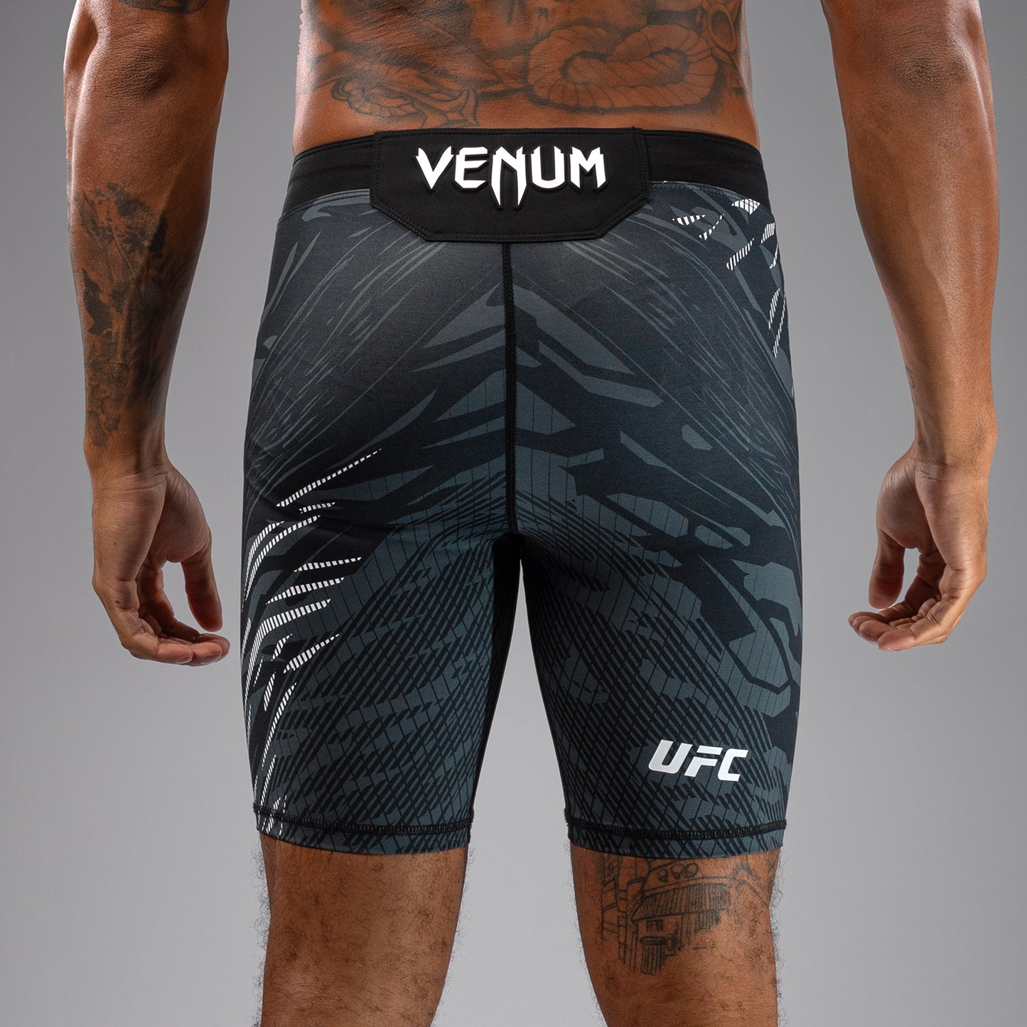 UFC Fusion by Venum Personalized Authentic Fight Night Herren Vale Tudo Short - Schwarz