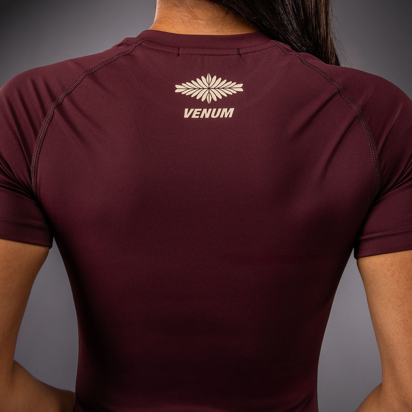 Venum Talisman Kurzarm Rashguard - Pflaume